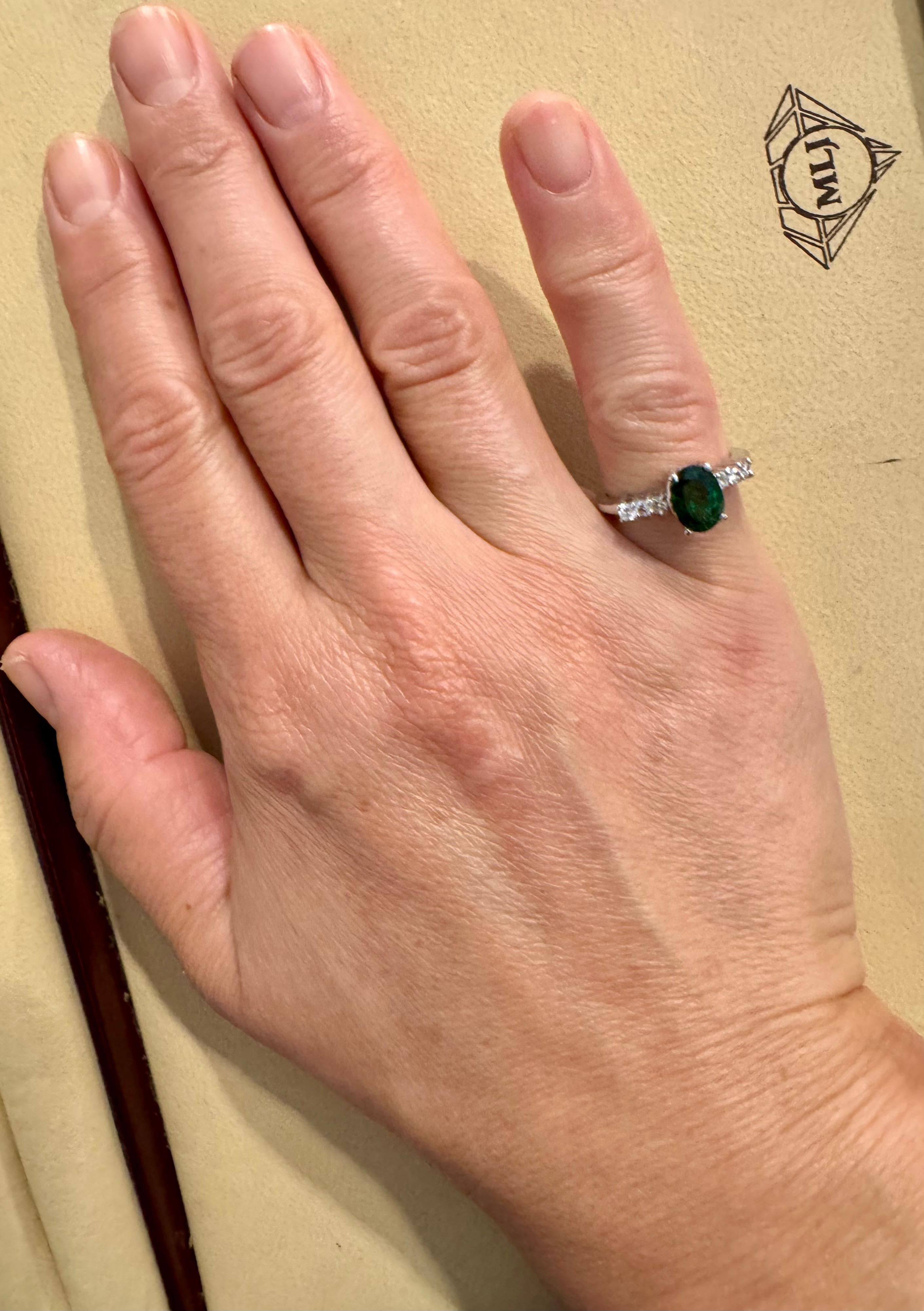 Tourmaline verte ovale naturelle de 1,2 carat + diamant  Bague en or jaune 14 carats en vente 14