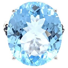 12 Karat Oval Blauer Topas und Saphir Gold Solitär Statement Cocktail-Ring