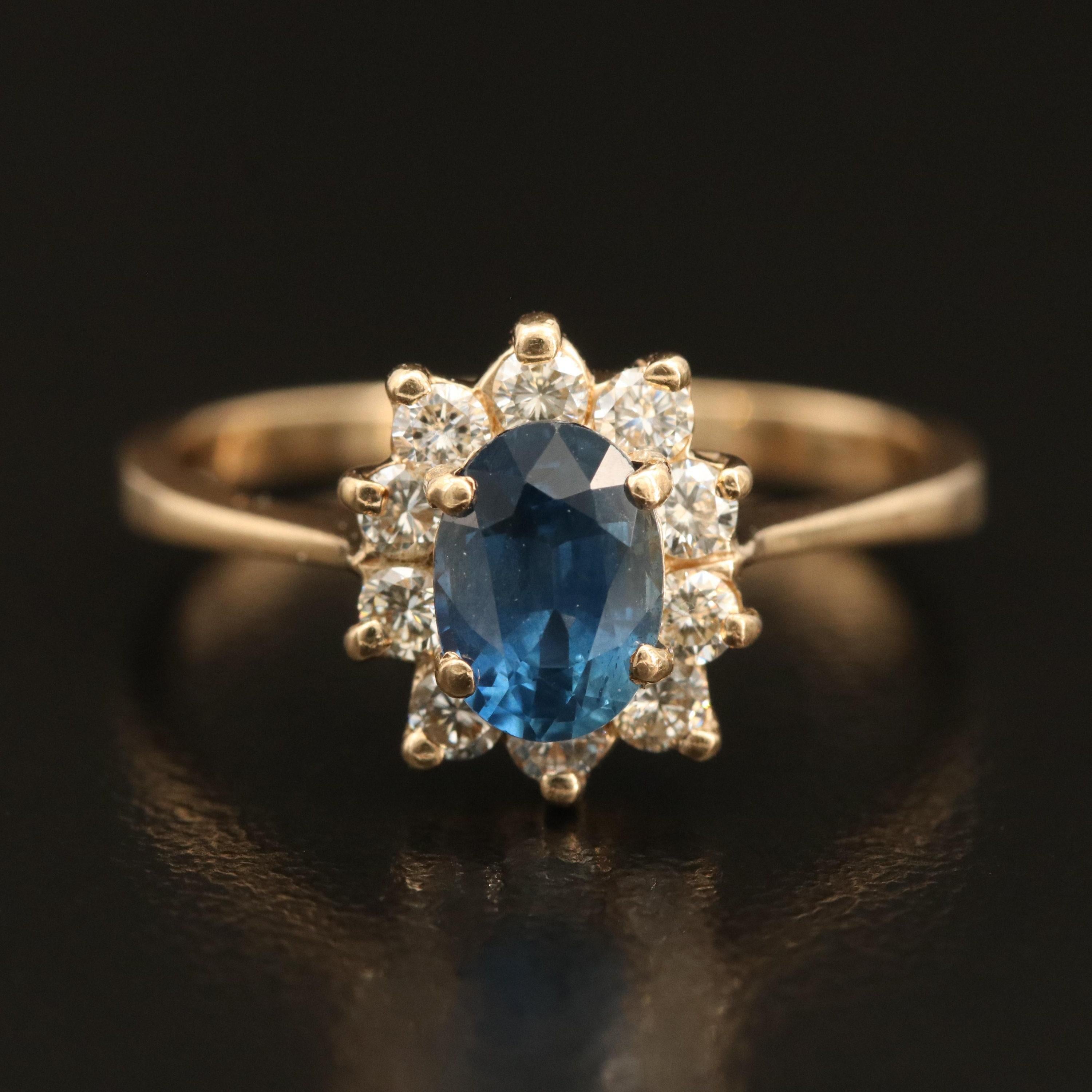 For Sale:  Unique Natural Sapphire Diamond Engagement Ring Set in 18K Gold, Cocktail Ring 2