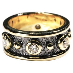 1.2 Carat Round Cut Diamond 18 Karat Yellow Gold Full Band Ring US Size 8