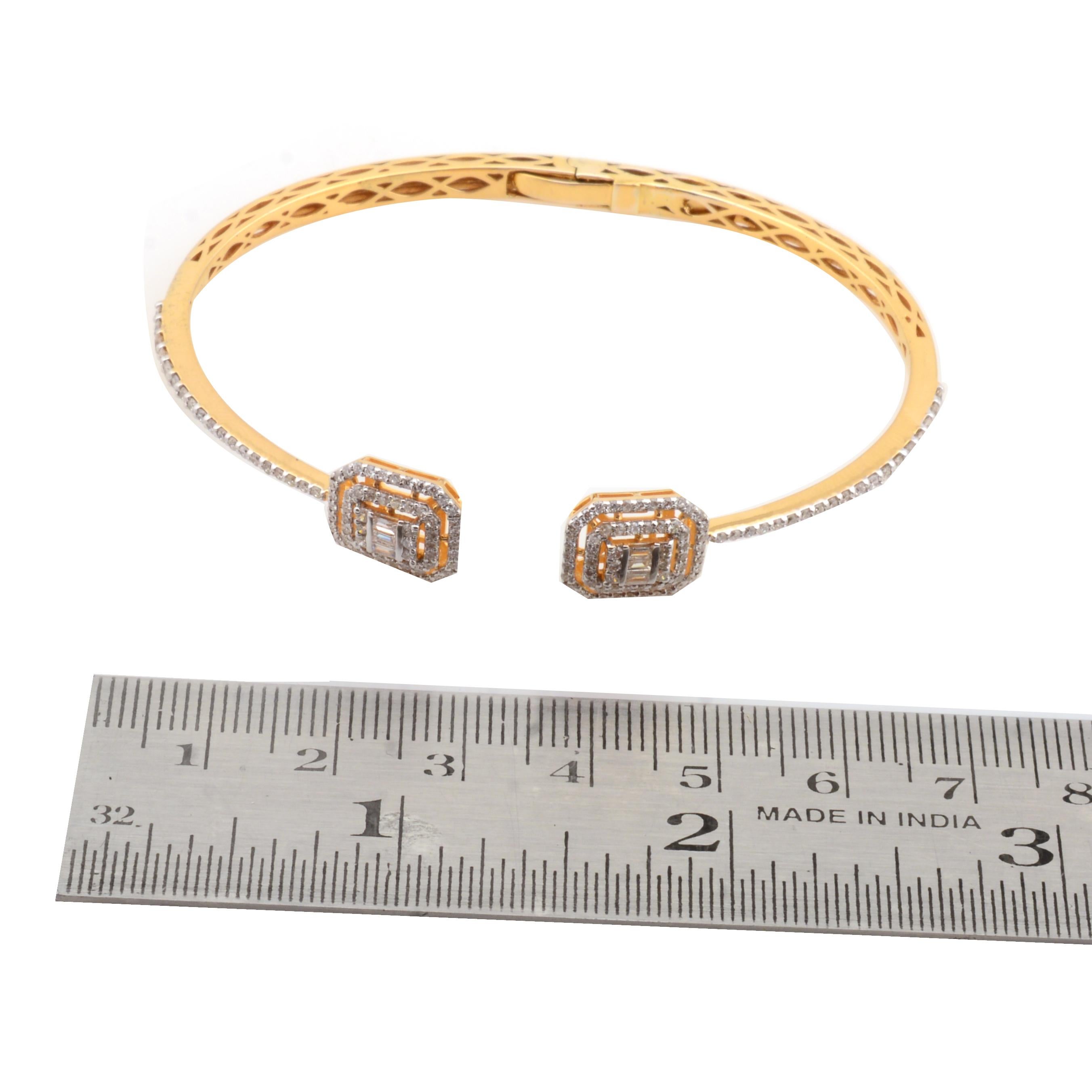 Bracelet manchette fine en or jaune massif 10 carats avec diamants baguettes SI/HI de 1,2 carat Pour femmes en vente