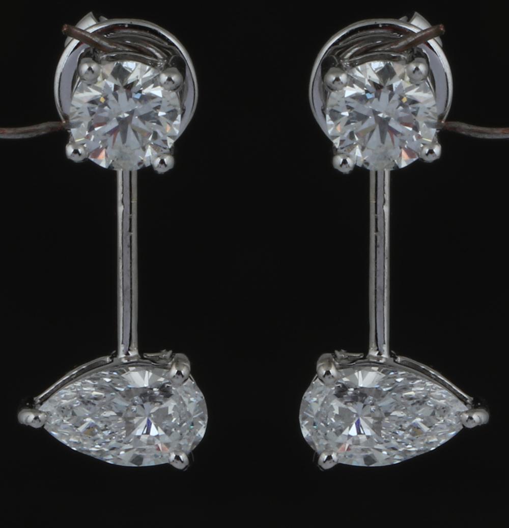 1.2 Carat SI/HI Diamond Jacket Earrings in 18 Karat White Gold Gift for Her In New Condition For Sale In Diera, Dubai