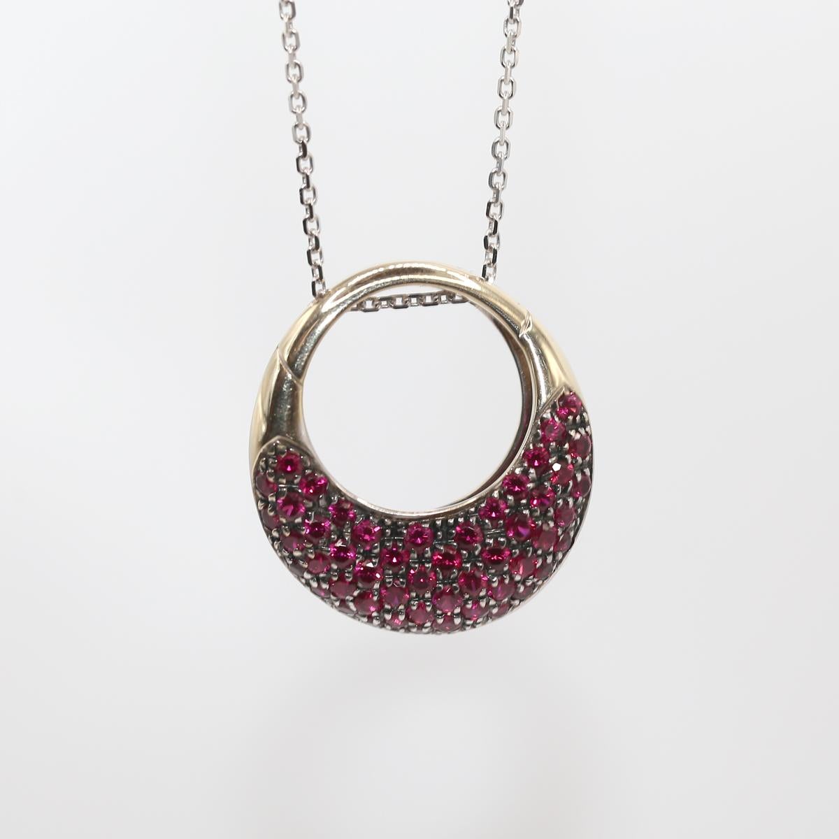 Pendentif bague transformable en chaîne en or 18 carats avec rubis de 1,2 carats, 1990 Unisexe en vente