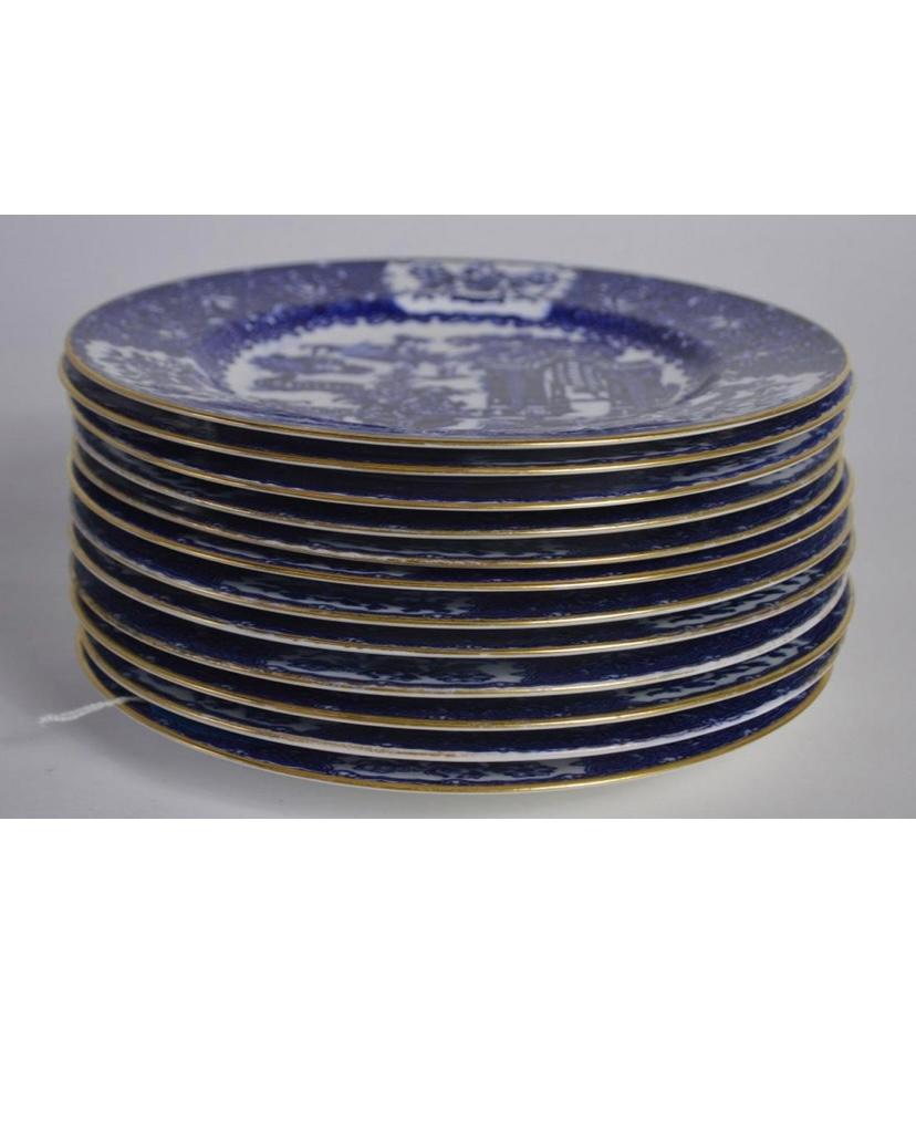Fait main 12 assiettes en saule bleu de Copeland Spode England, garnies de dorures Circa 1880 en vente