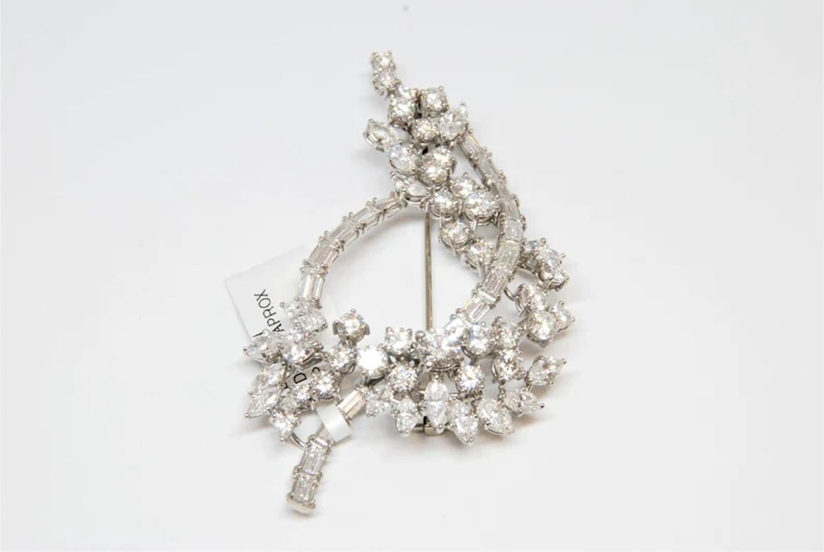 12 Ct Antique Platinum Brooch In Excellent Condition For Sale In Chicago, IL