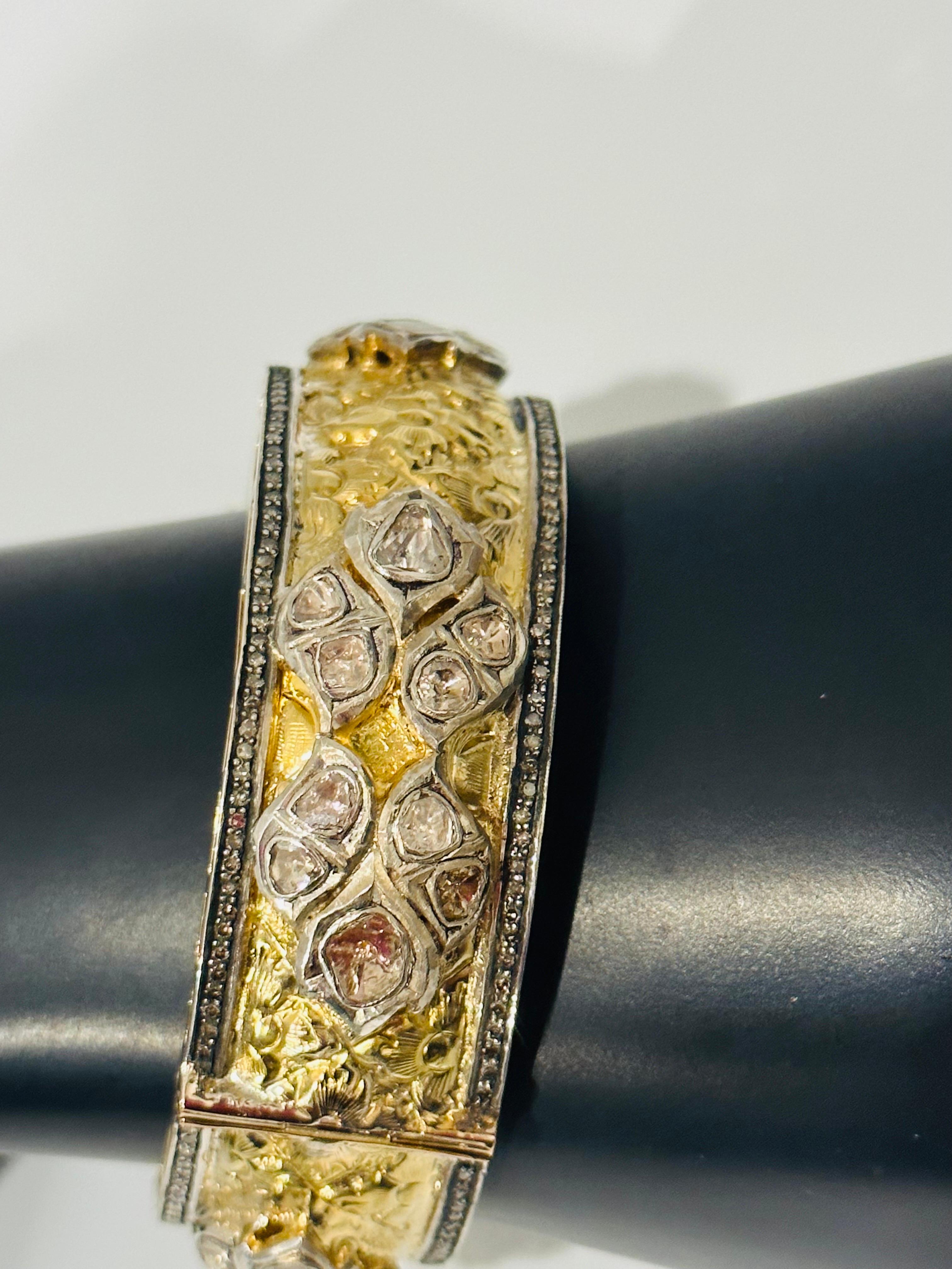 12 Ct Big Diamond Polki Bangle /Bracelet in 18 Kt Yellow Gold & Silver 53 Gm In Excellent Condition In New York, NY