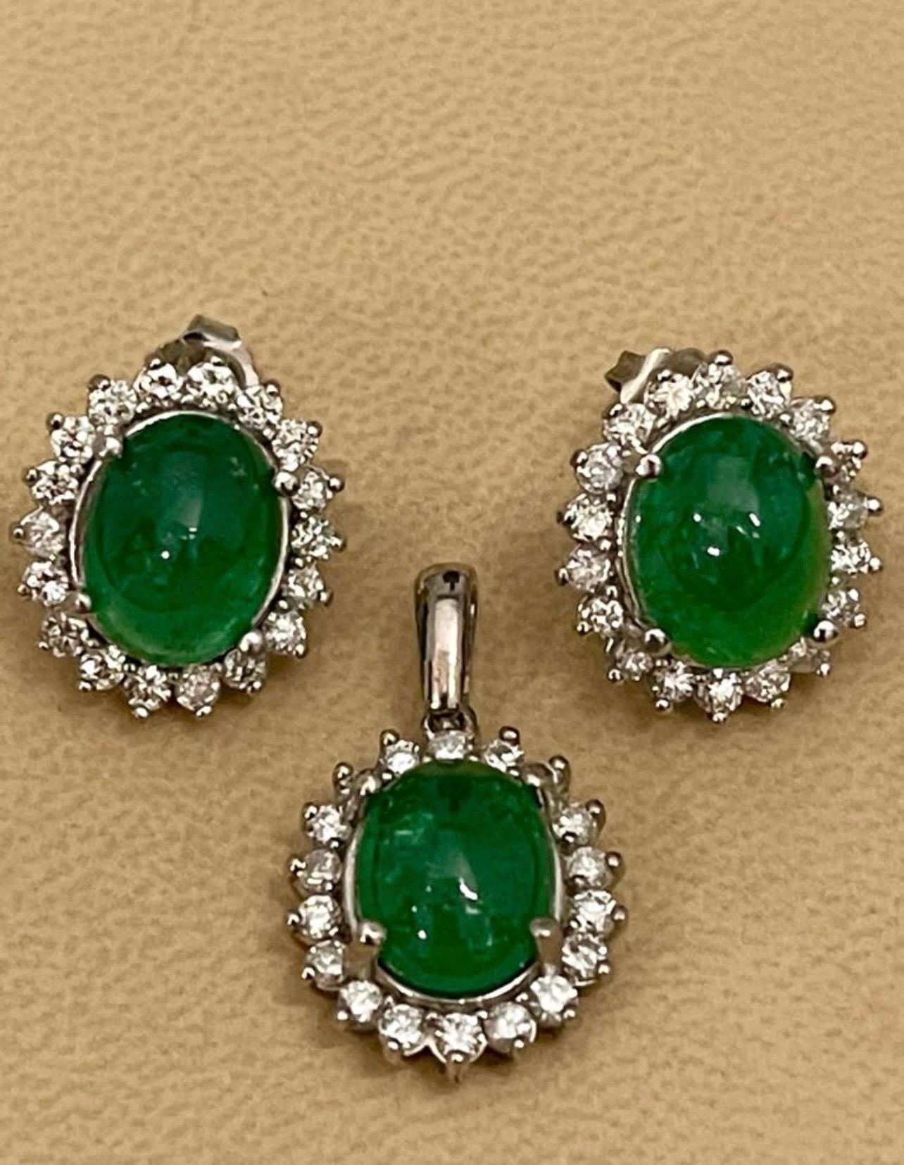 12 Ct Natural Emerald Zambia Cabochon & Diamond Stud Earring 14 Karat White Gold In Excellent Condition For Sale In New York, NY