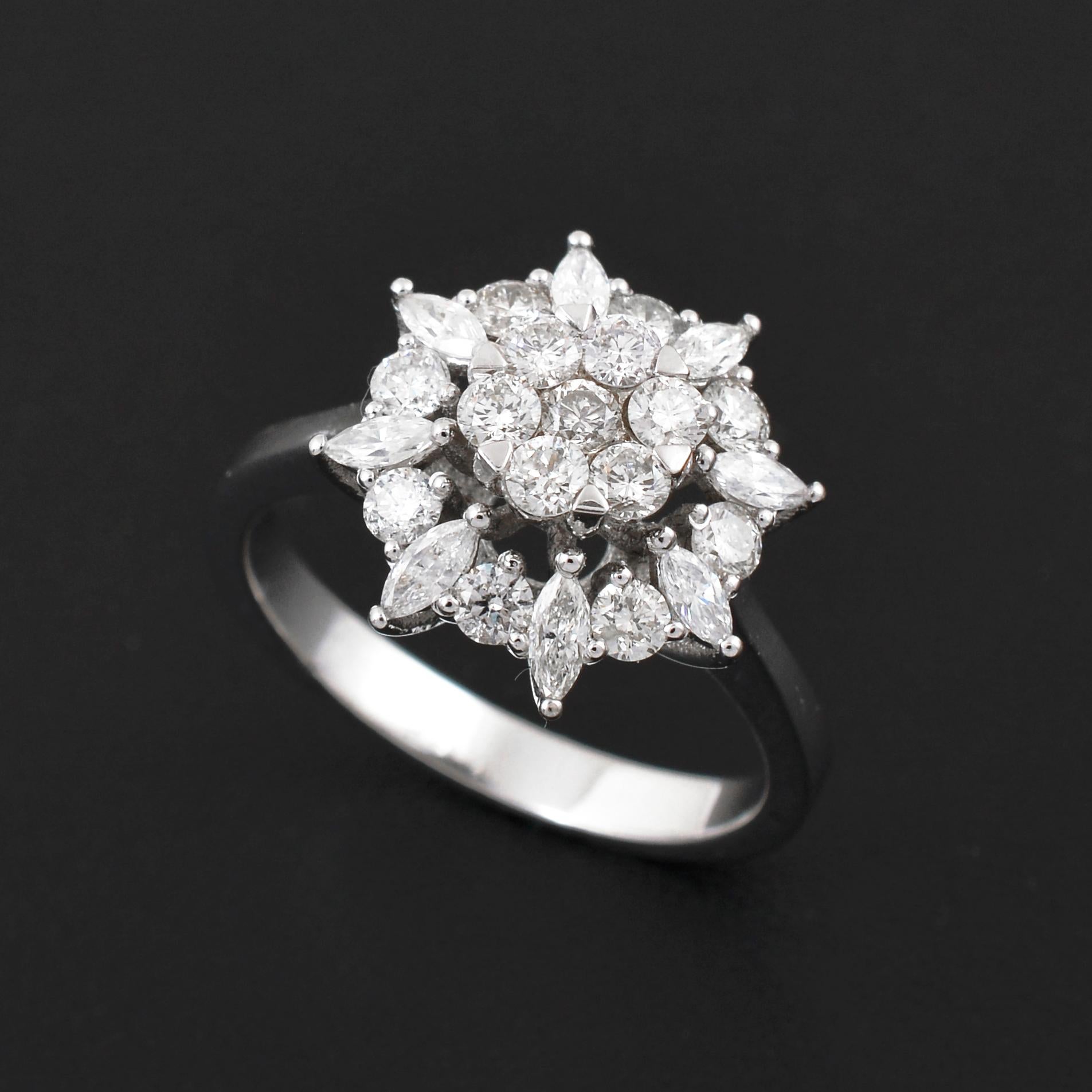 Marquise Cut Natural 1.25 ct Round Marquise Diamond Cocktail Ring 18 Karat White Gold Jewelry For Sale