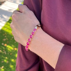 12CTW Cabochon Ruby 18 Karat Yellow Gold Hinged Vintage Bangle Bracelet