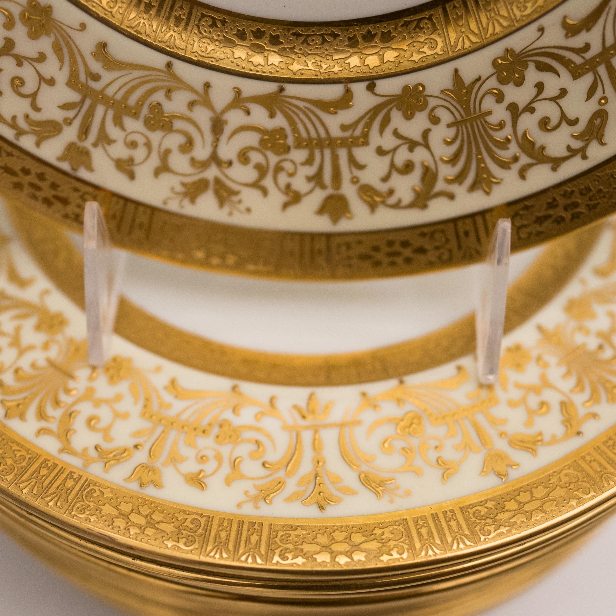 Early 20th Century 12 Custom Antique English Gilt Encrusted Dinner Plates, Circa 1910 Wanamaker