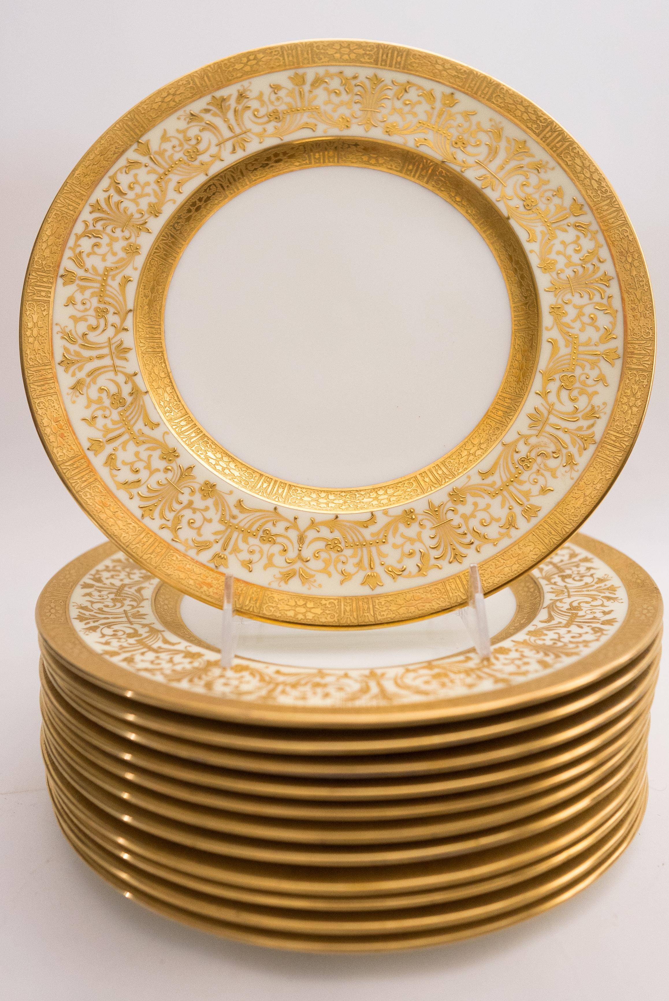 Gold 12 Custom Antique English Gilt Encrusted Dinner Plates, Circa 1910 Wanamaker