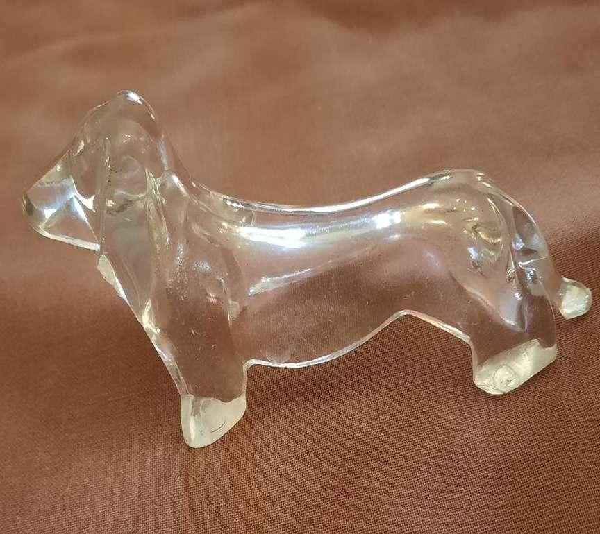 12 Dachshund Lucite Knife or Chop Stick Rests Rests In Good Condition For Sale In London, GB