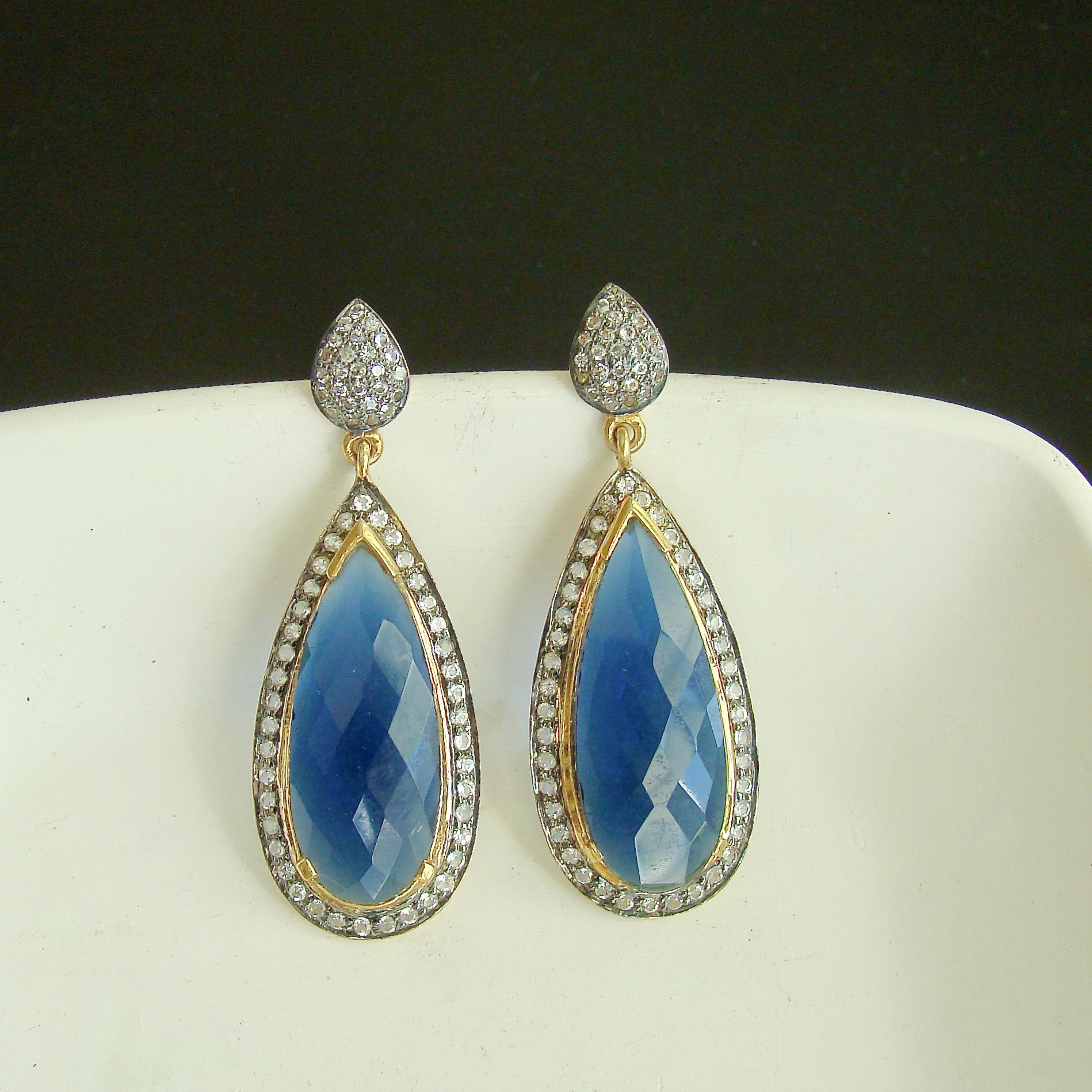 Pear Cut 12 Days of Christmas - Blue Hydroquartz w White Topaz Posts  - Blue Hydro Quartz For Sale