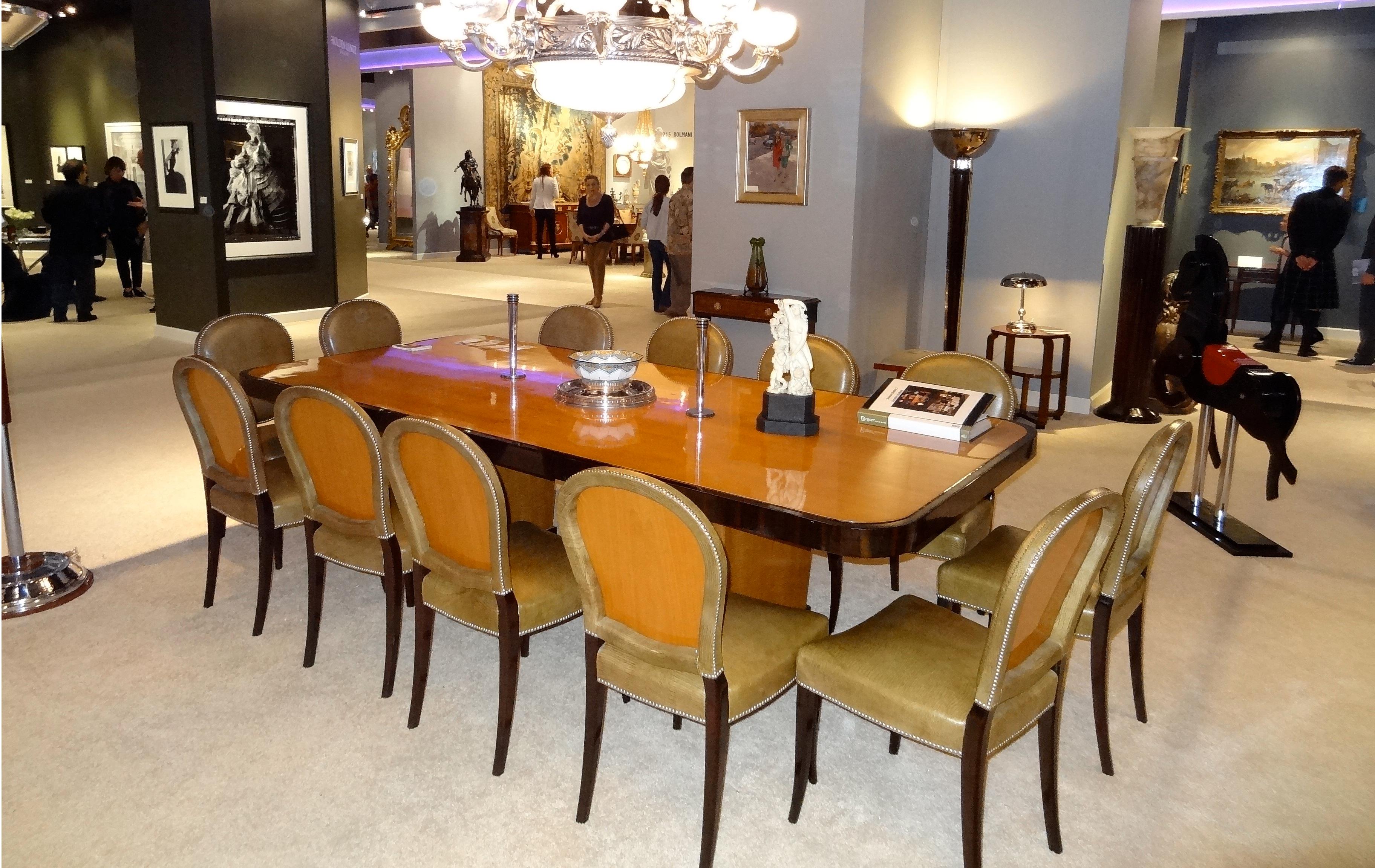 12 chaises de salle à manger Art déco en cuir, italienne  en vente 2