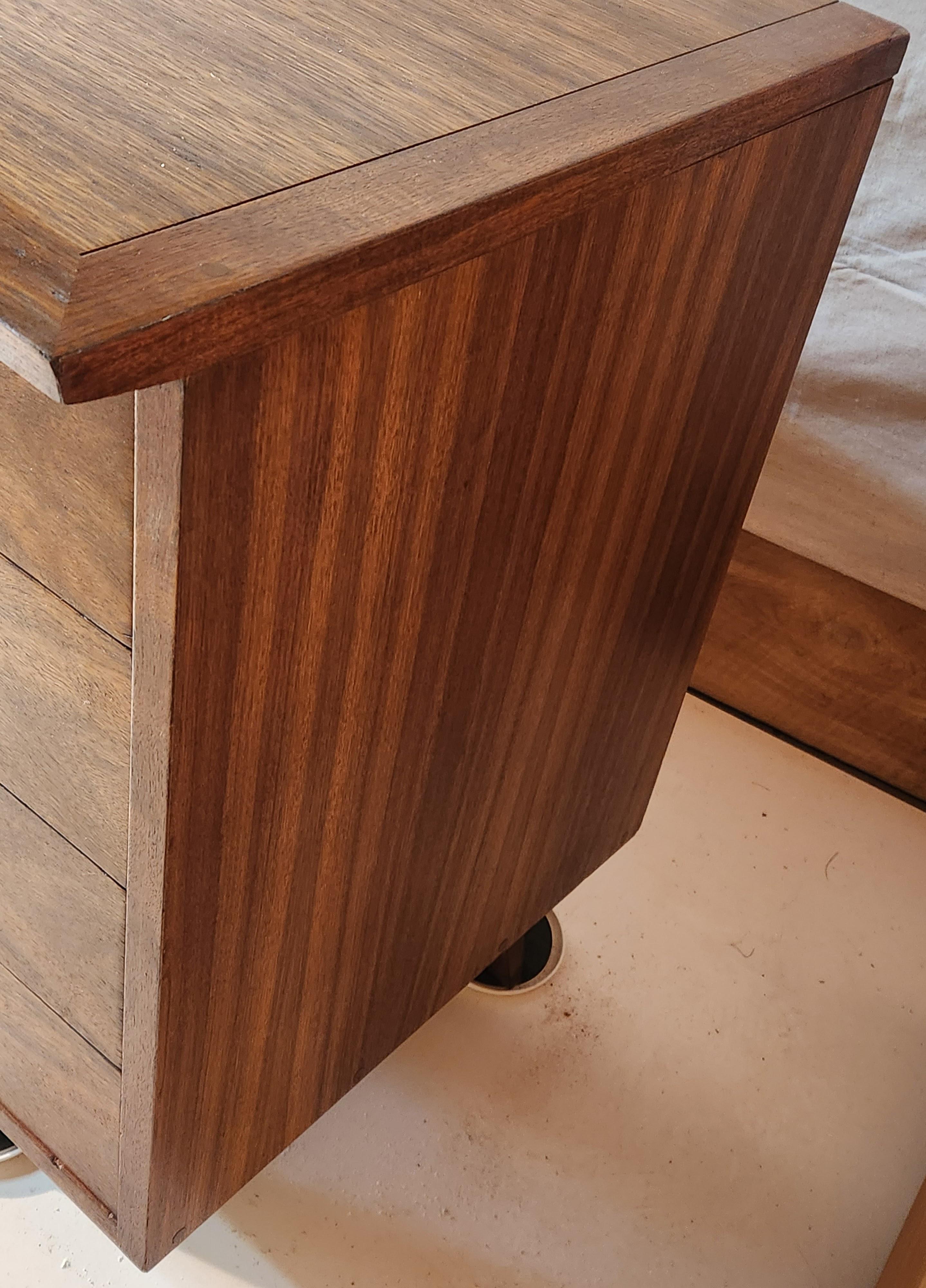 Cómoda de 12 cajones George Nakashima Orígenes Widdicomb 1959 en venta 4