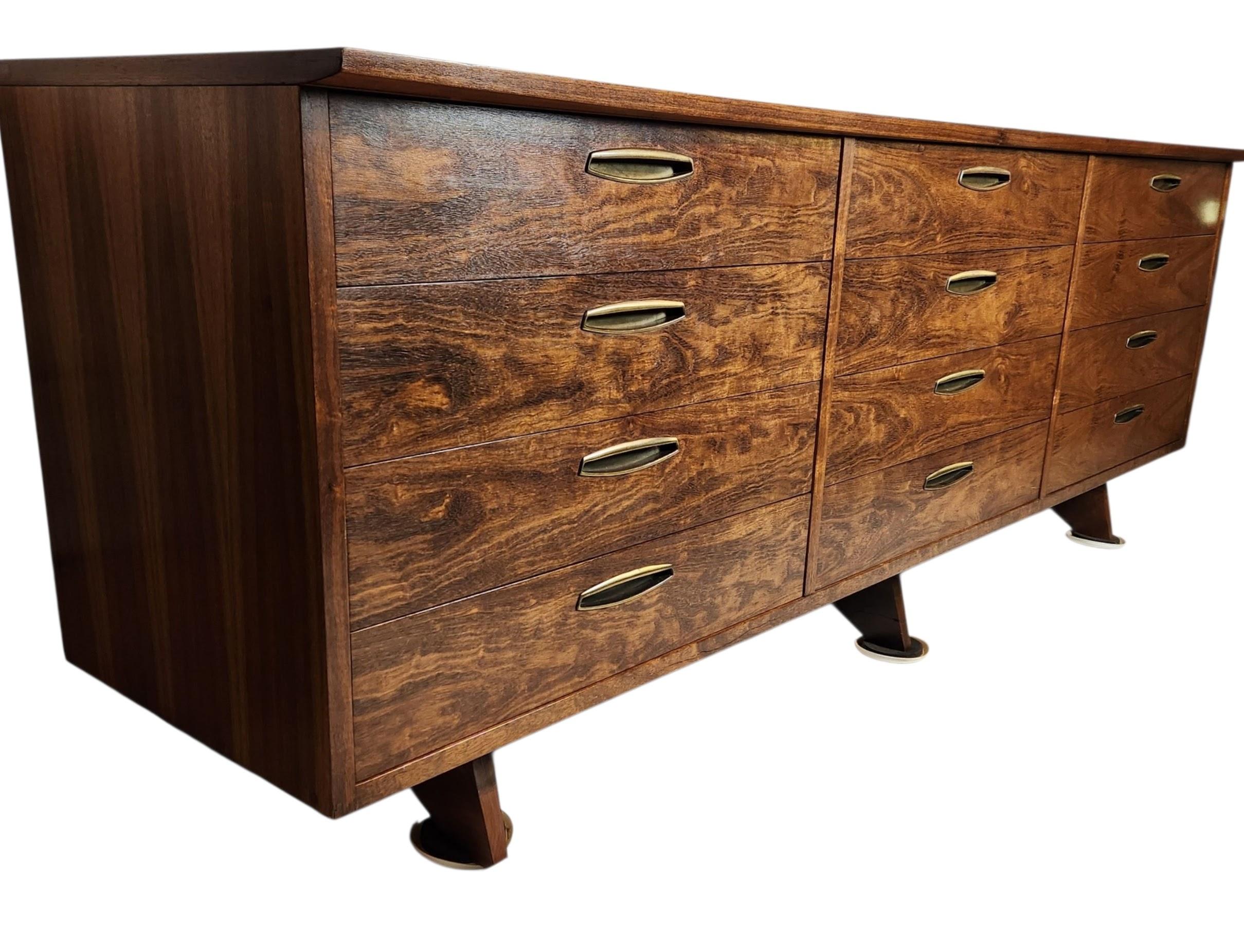 Américain Commode 12 tiroirs George Nakashima Origins Widdicomb 1959 en vente