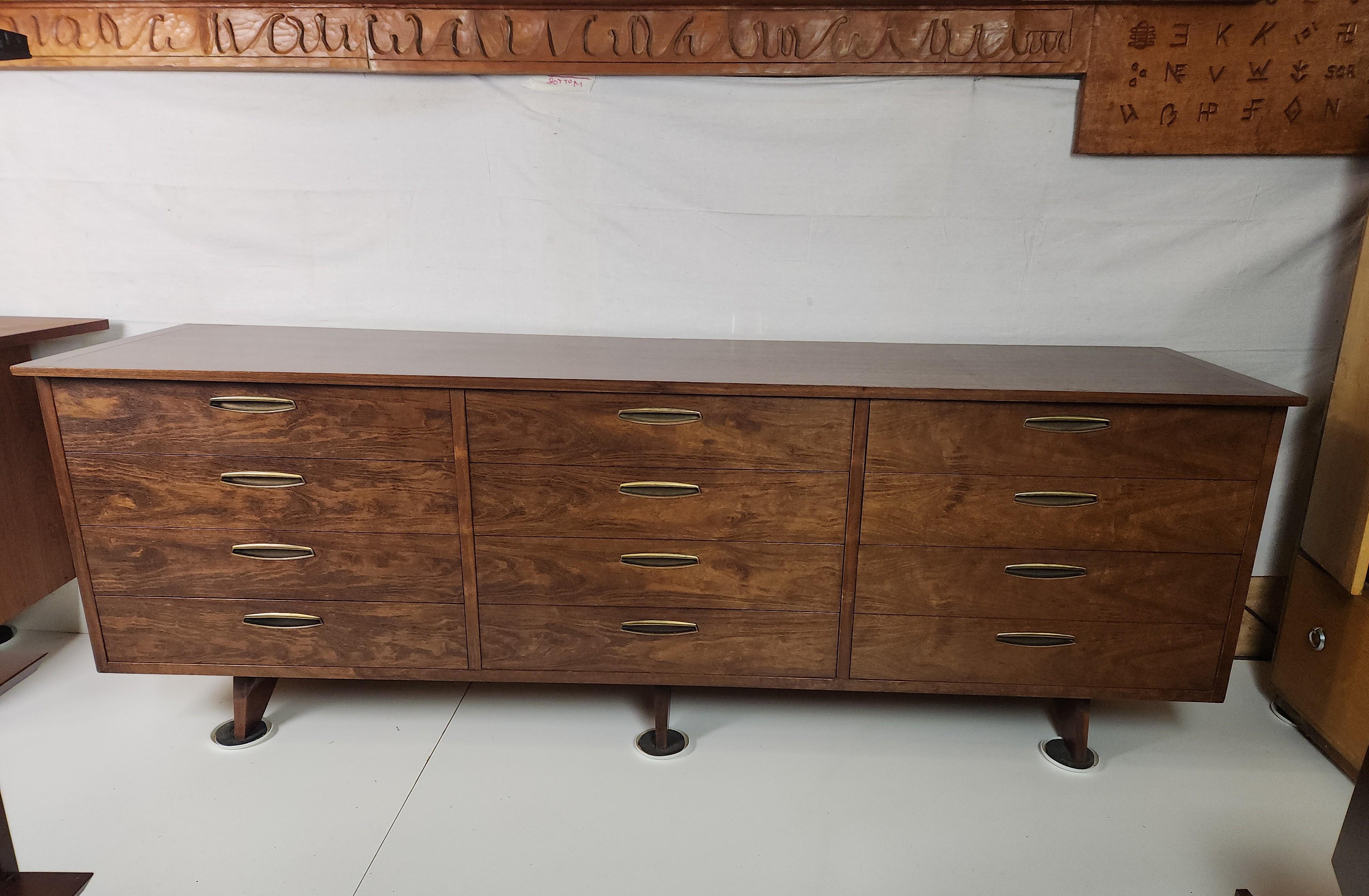 Placage Commode 12 tiroirs George Nakashima Origins Widdicomb 1959 en vente