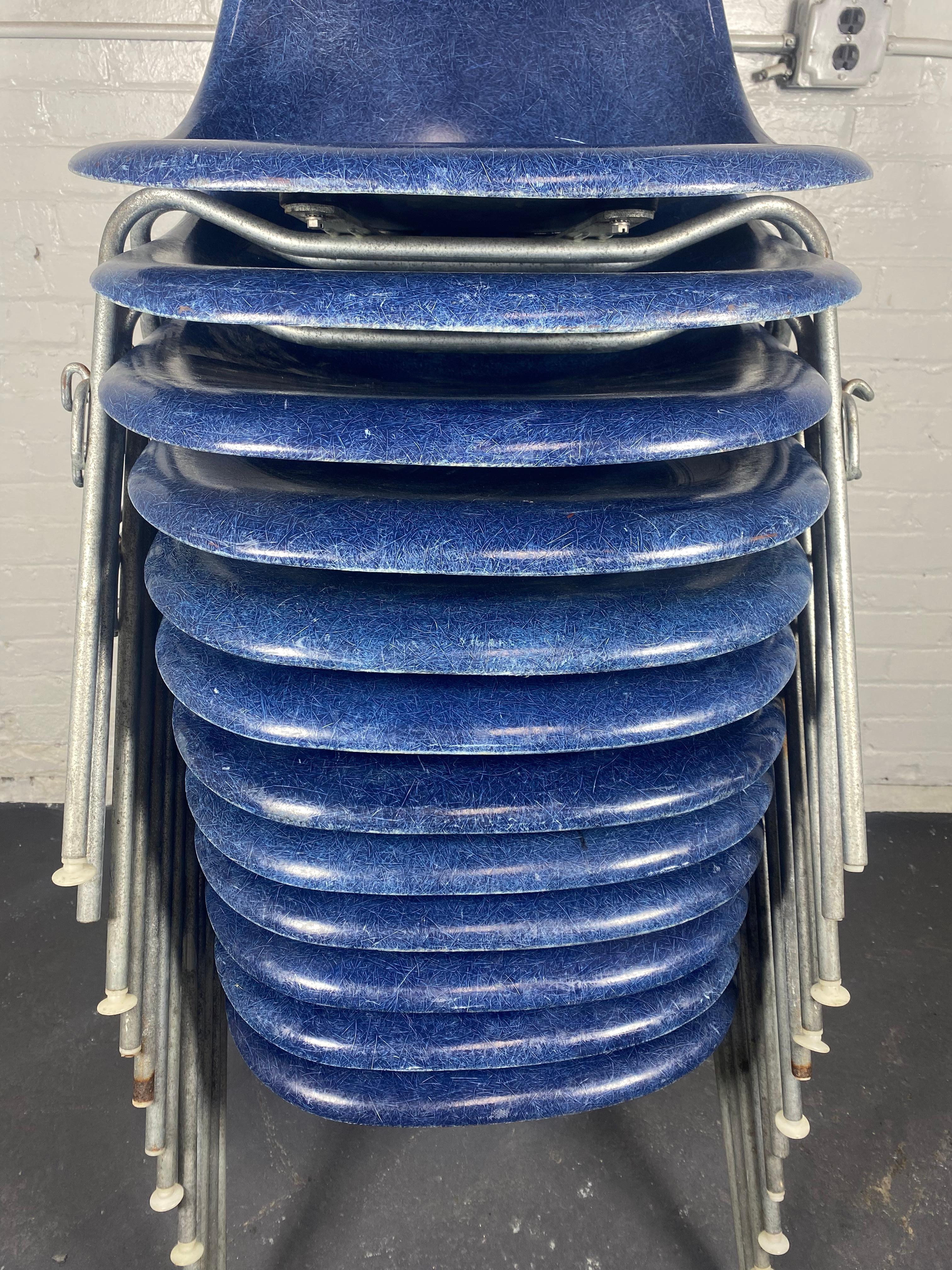 12 DSS Stacking Chairs Charles & Ray Eames Herman Miller, Blue Fiberglass, 1960s For Sale 2