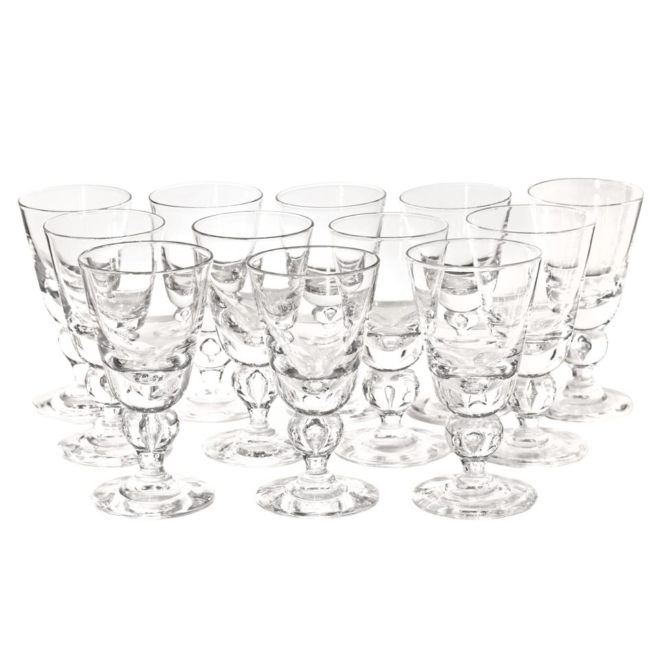 Cristallo 12 eccezionali calici da acqua a balaustro Steuben c1940 americano in vendita