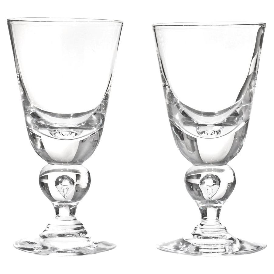 Does Steuben glass have lead in it?