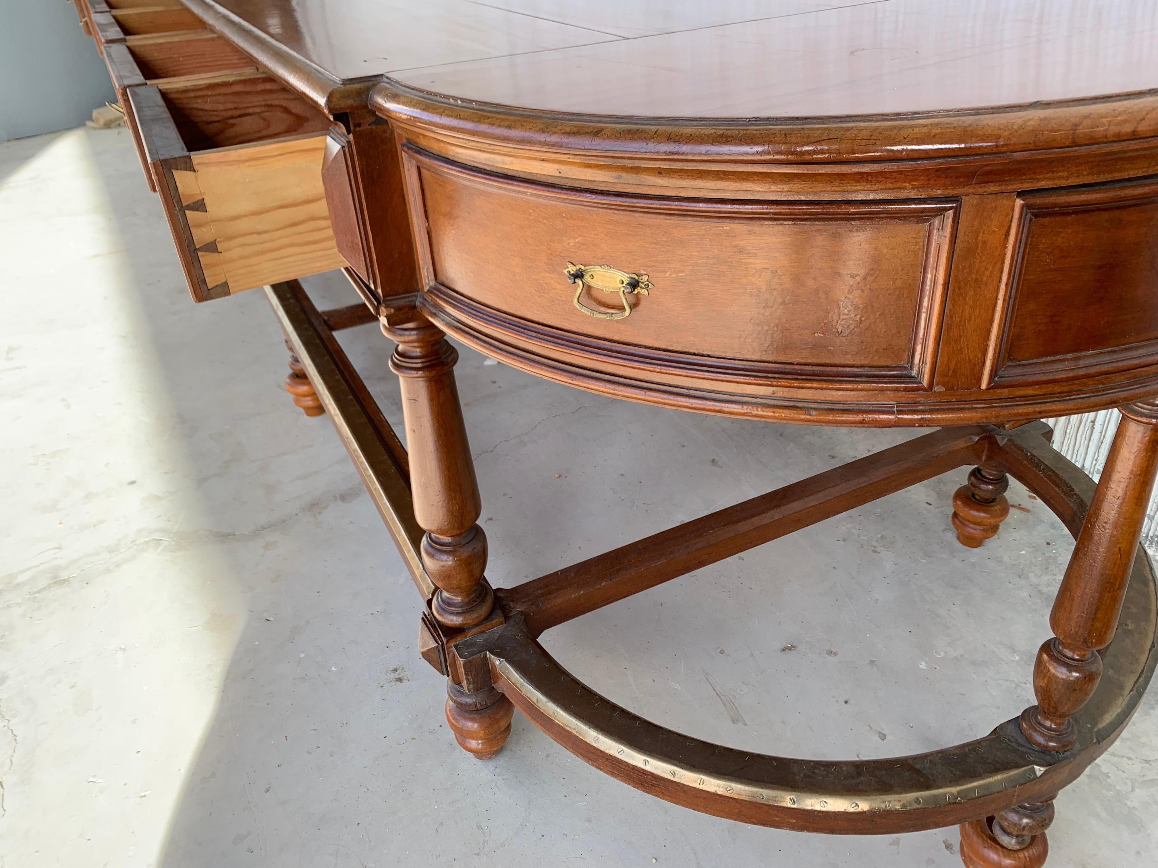 12 Foot Oval Center Table with Drawers in Both Sides, 20th Century For Sale 6