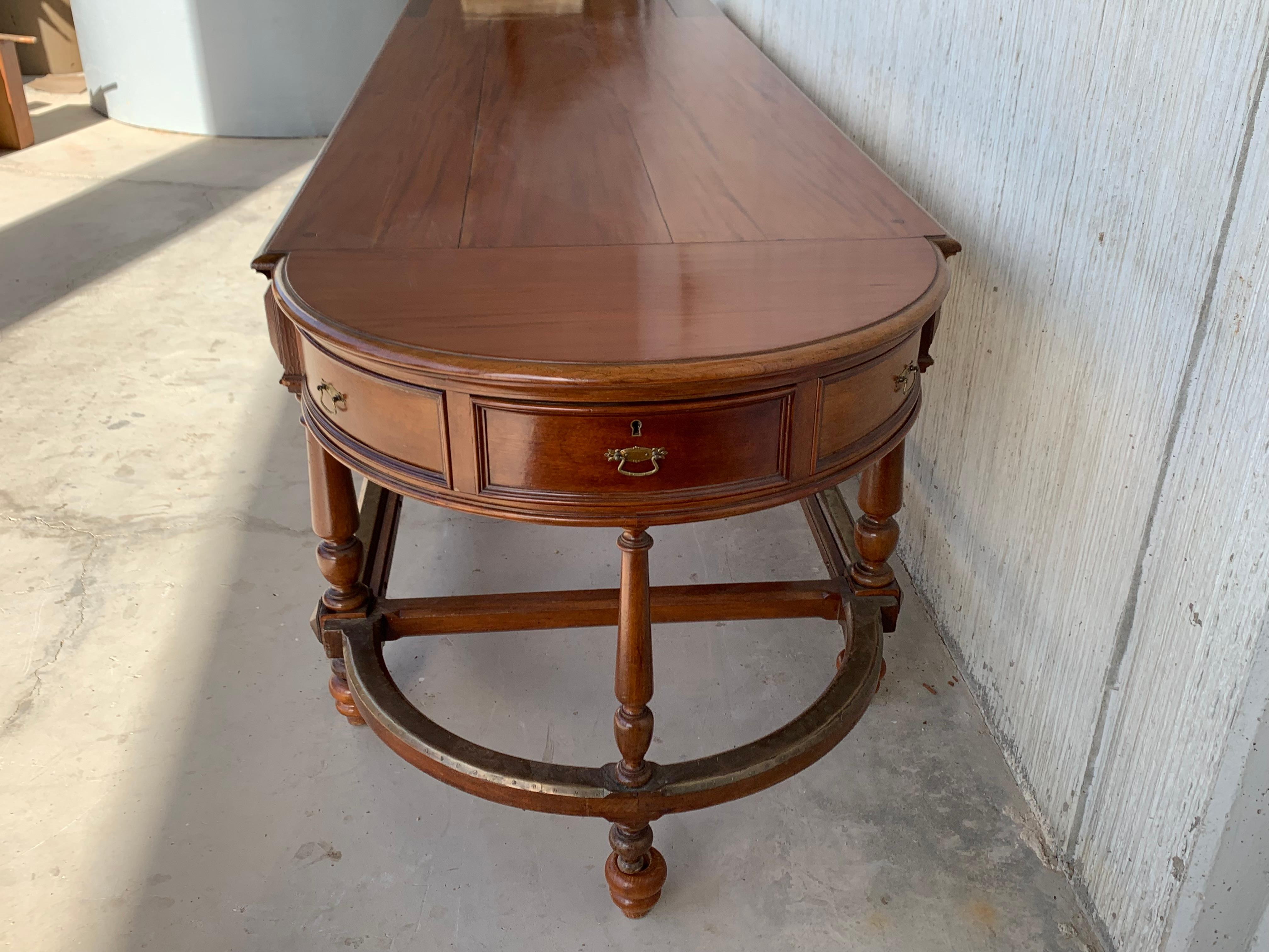 12 Foot Oval Center Table with Drawers in Both Sides, 20th Century In Good Condition For Sale In Miami, FL