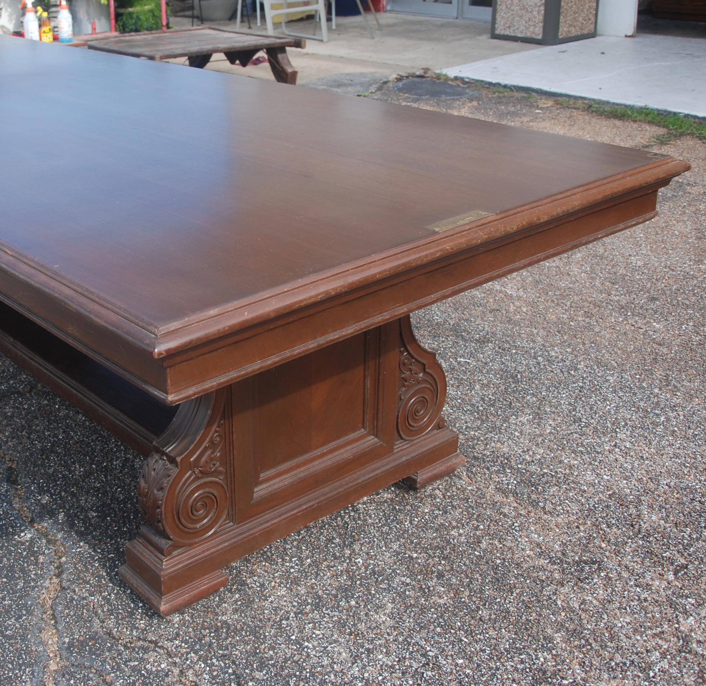 12 FT 1900s Royal Dutch/Shell Group Antique Oak Table en vente 1