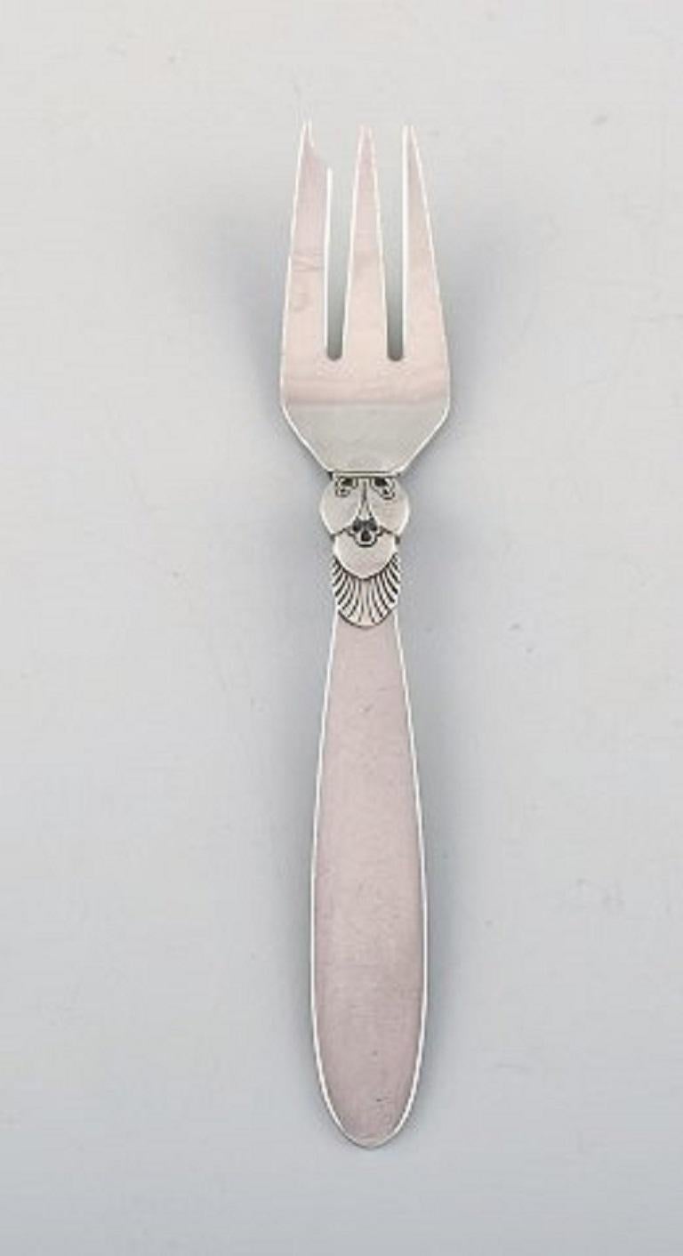 12 Georg Jensen Cactus pastry forks in sterling silver.
Designer: Gundorph Albertus.
Measures: 13 cm.
Stamped.
In very good condition.