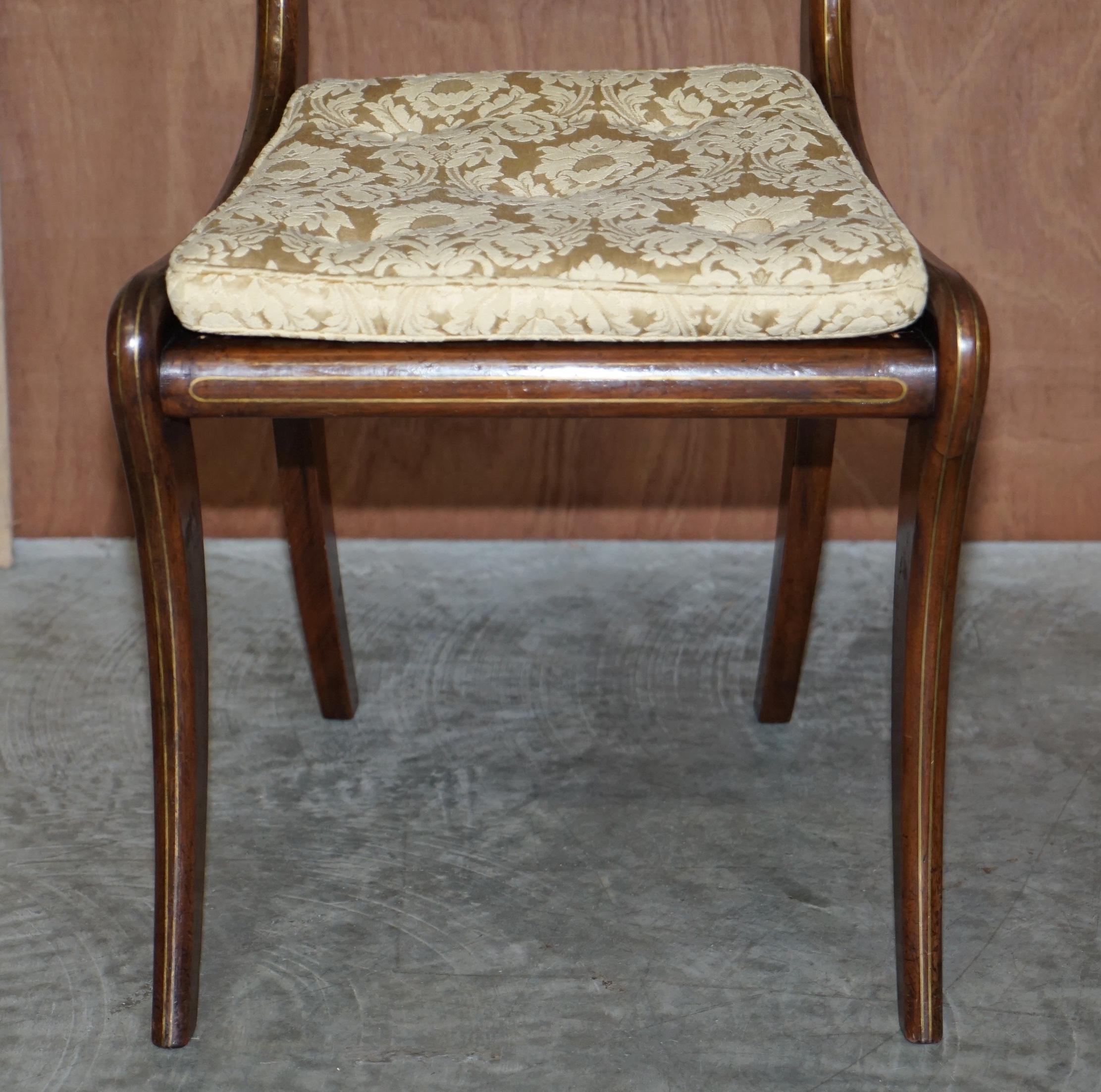 12 Importantes chaises de salle à manger de style Régence originales en bois dur et laiton John Gee 1779-1824 en vente 4