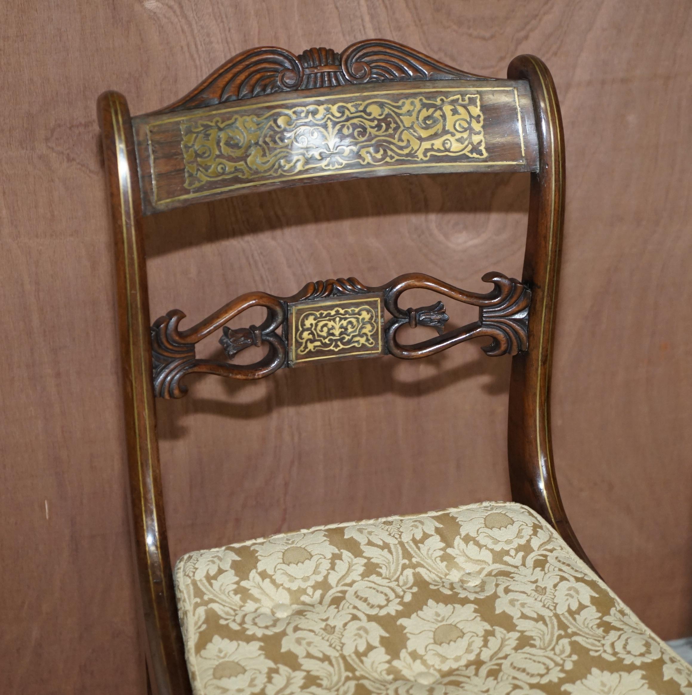 Fait main 12 Importantes chaises de salle à manger de style Régence originales en bois dur et laiton John Gee 1779-1824 en vente