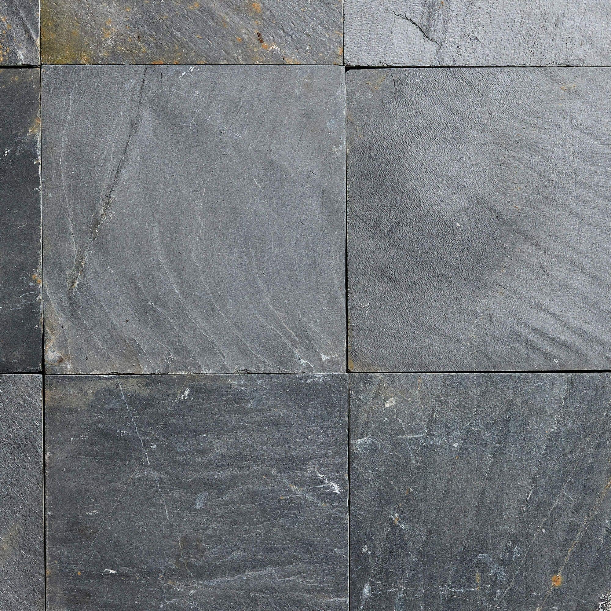 12-inch Reclaimed Welsh Slate Floor Tiles 17.8 m2 (191.6 ft2) In Fair Condition In Wormelow, Herefordshire