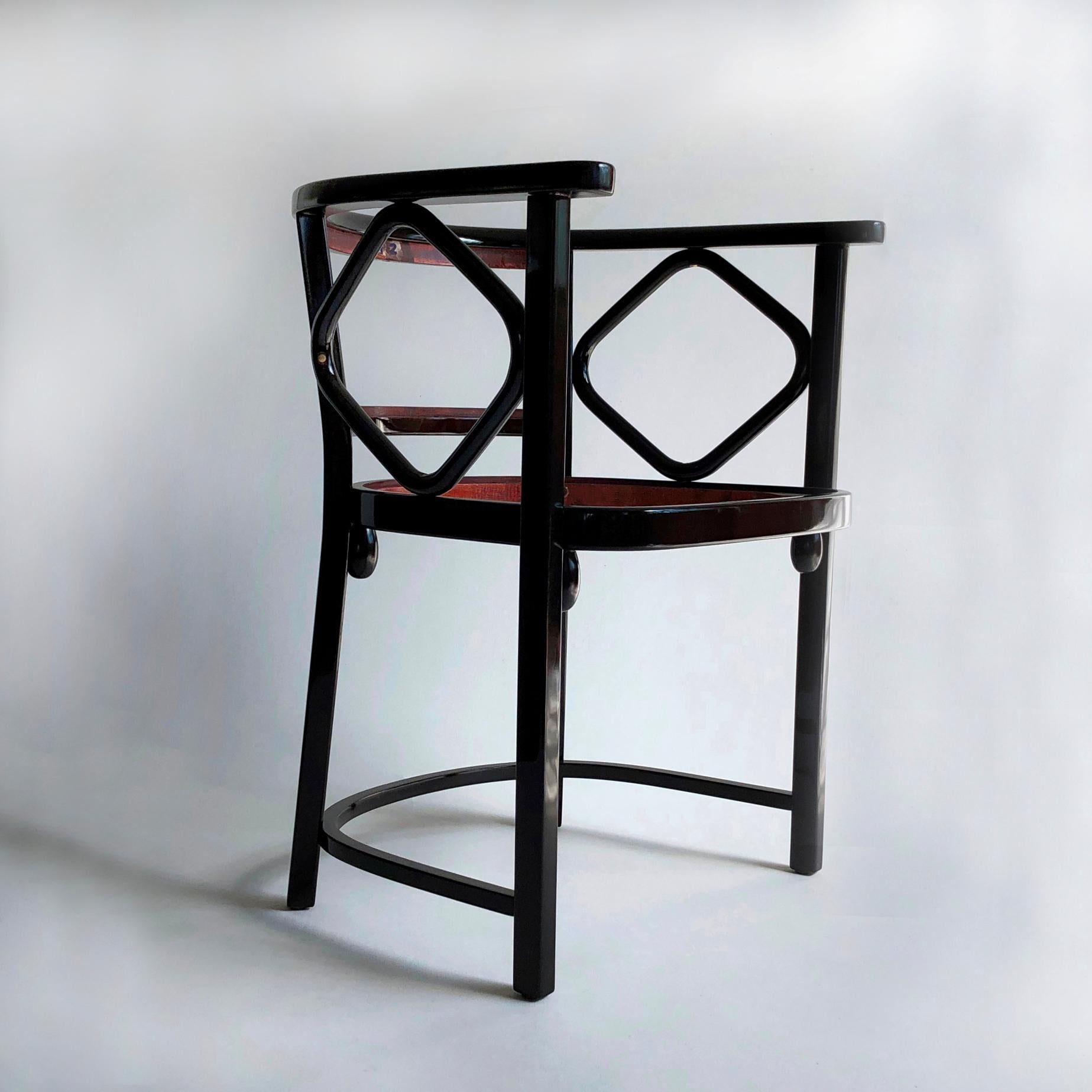 Beech 12 Josef Hoffmann Attributed Thonet Bentwood Fledermaus Chairs, Austria, 1930s For Sale