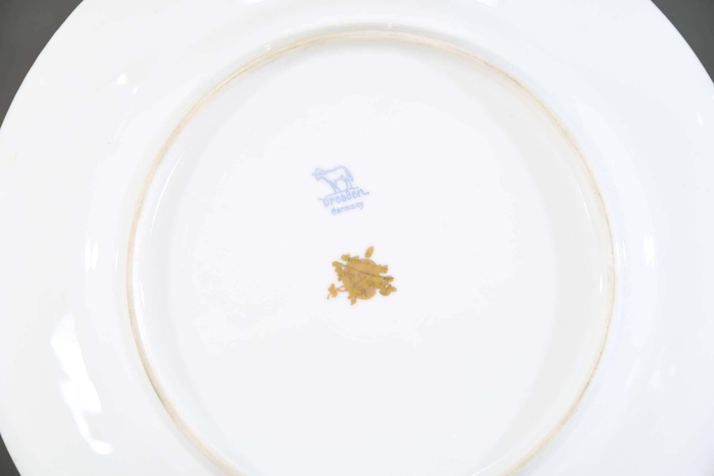 Arts and Crafts 12 Lamm Dresden Arts & Crafts Raised Paste Gold & Cream Dinner Service Plates For Sale
