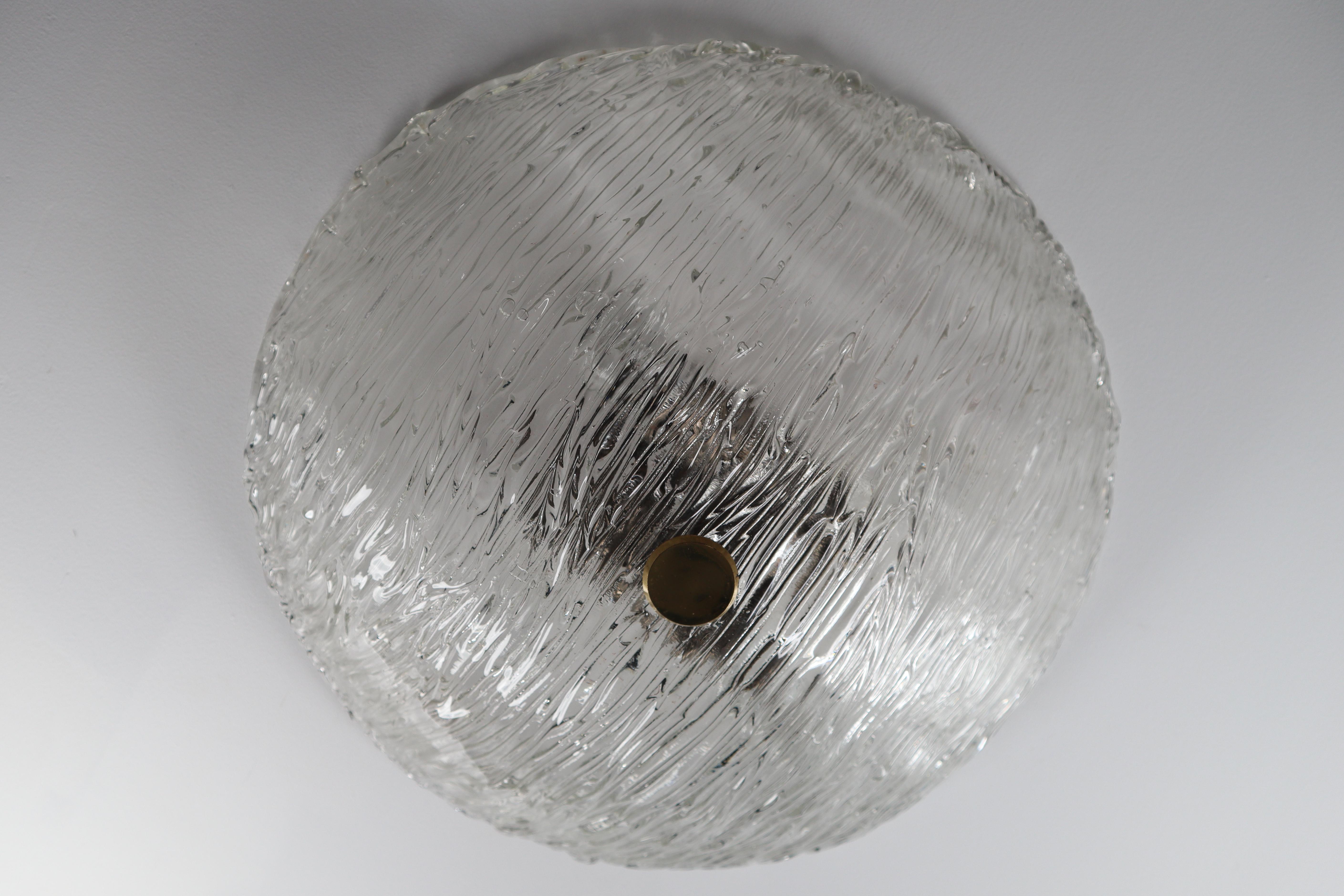 12 Large Round Modernist Textured Ice Glass Flush Mounts or Wall Lights, 1960s 8