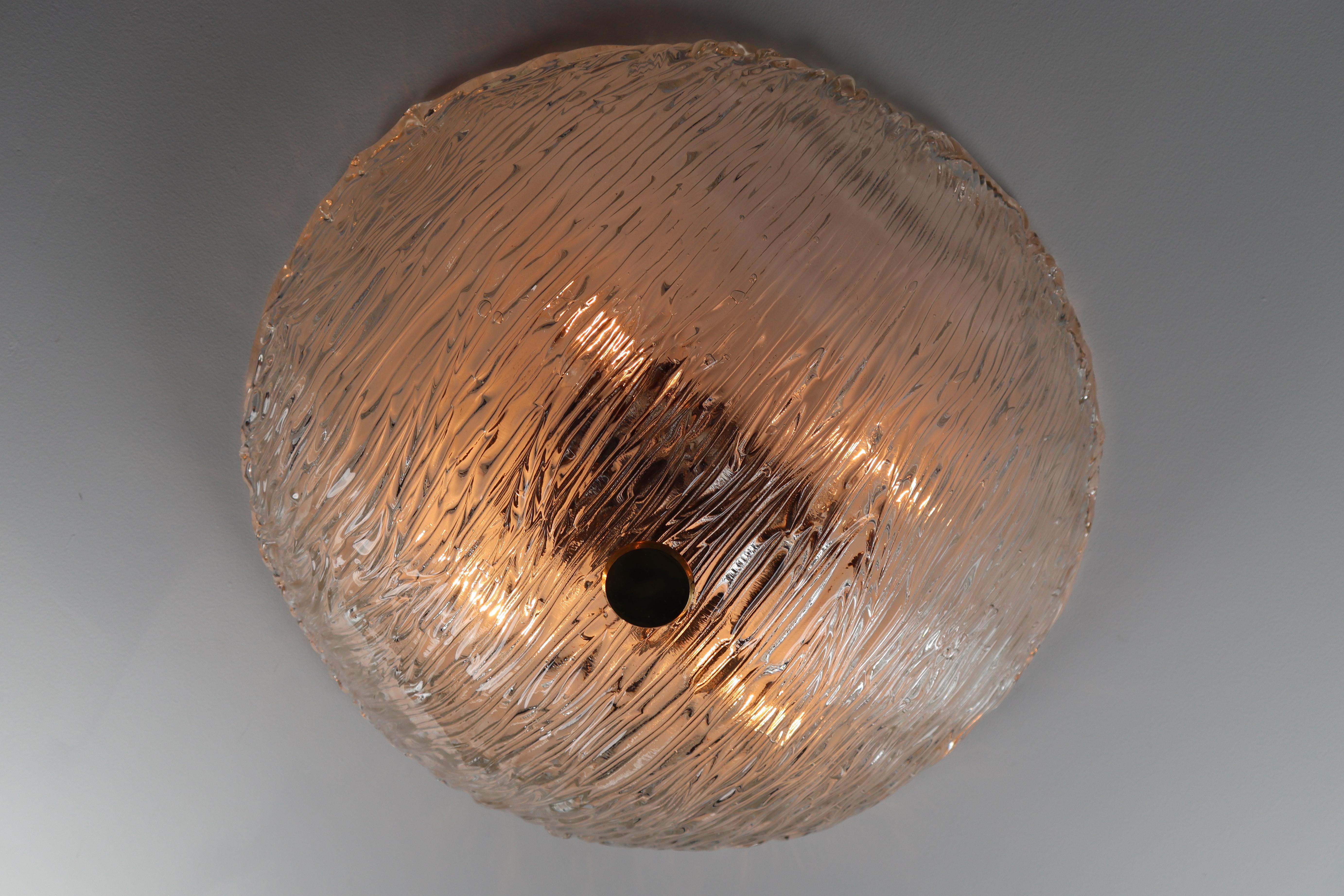 20th Century 12 Large Round Modernist Textured Ice Glass Flush Mounts or Wall Lights, 1960s