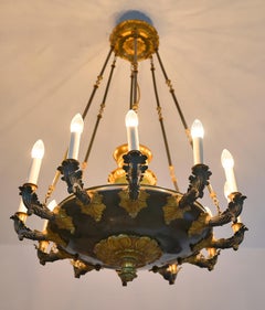 19th Century 12-Light Chandelier circa 1820-1830, Empire France Bronce
