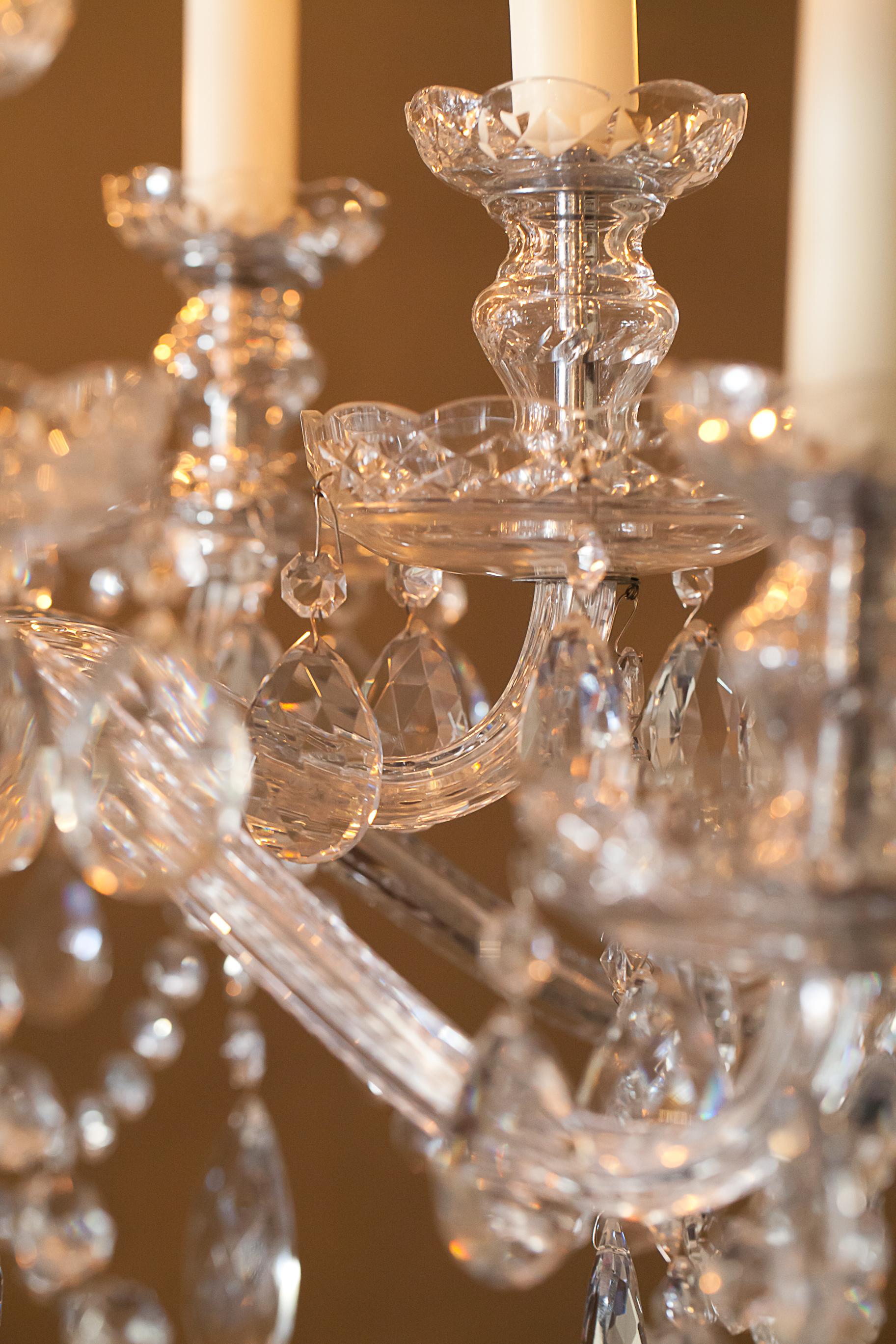 12-Light Georgian Crystal Chandelier, Bohemia, circa 1950 In Good Condition For Sale In Alexandria, VA
