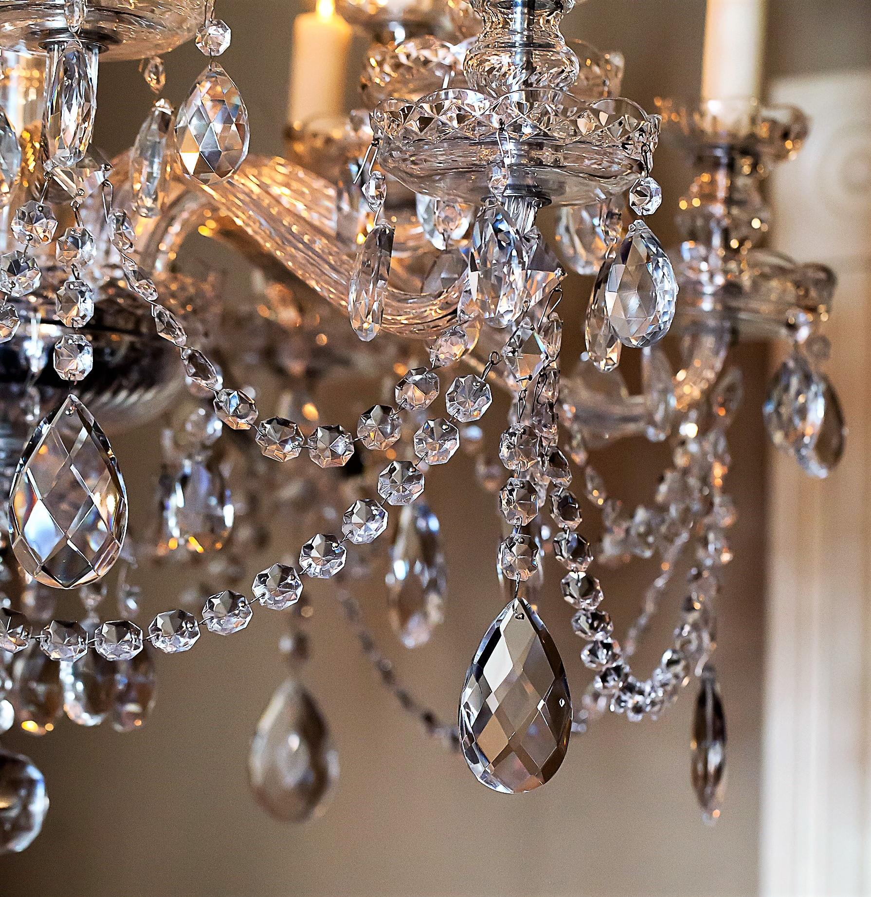 12-Light Georgian Crystal Chandelier, Bohemia, circa 1950 For Sale 2