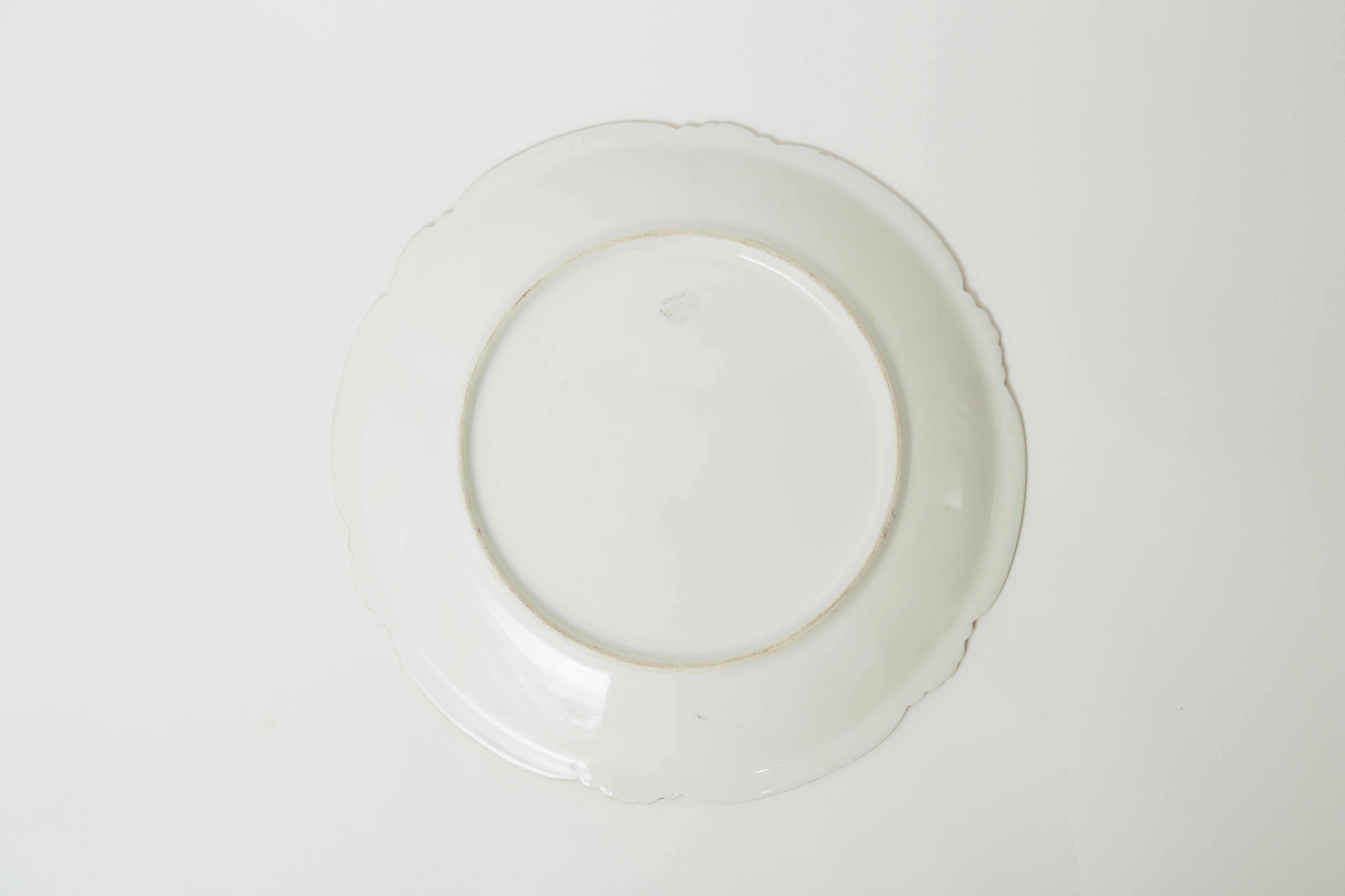 12 assiettes à poisson de Limoges, peintes à la main et signées par l'artiste, anciennes, circa 1890 2