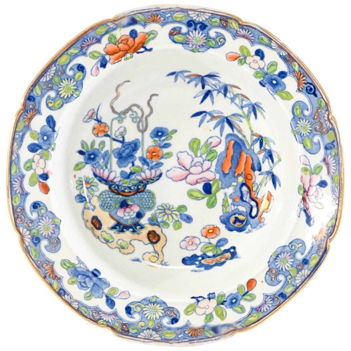 12 Mason
s Patent Ironstone Japonesque Rimmed Soup Bowls w/ Gold Scalloped Rims For Sale