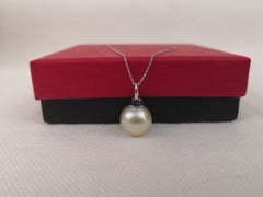 Round South Sea Pearl, Blue Shappires, Gold Pendant Necklace