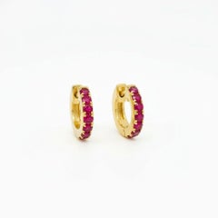 Pendientes Huggie de Rubí de 12 MM