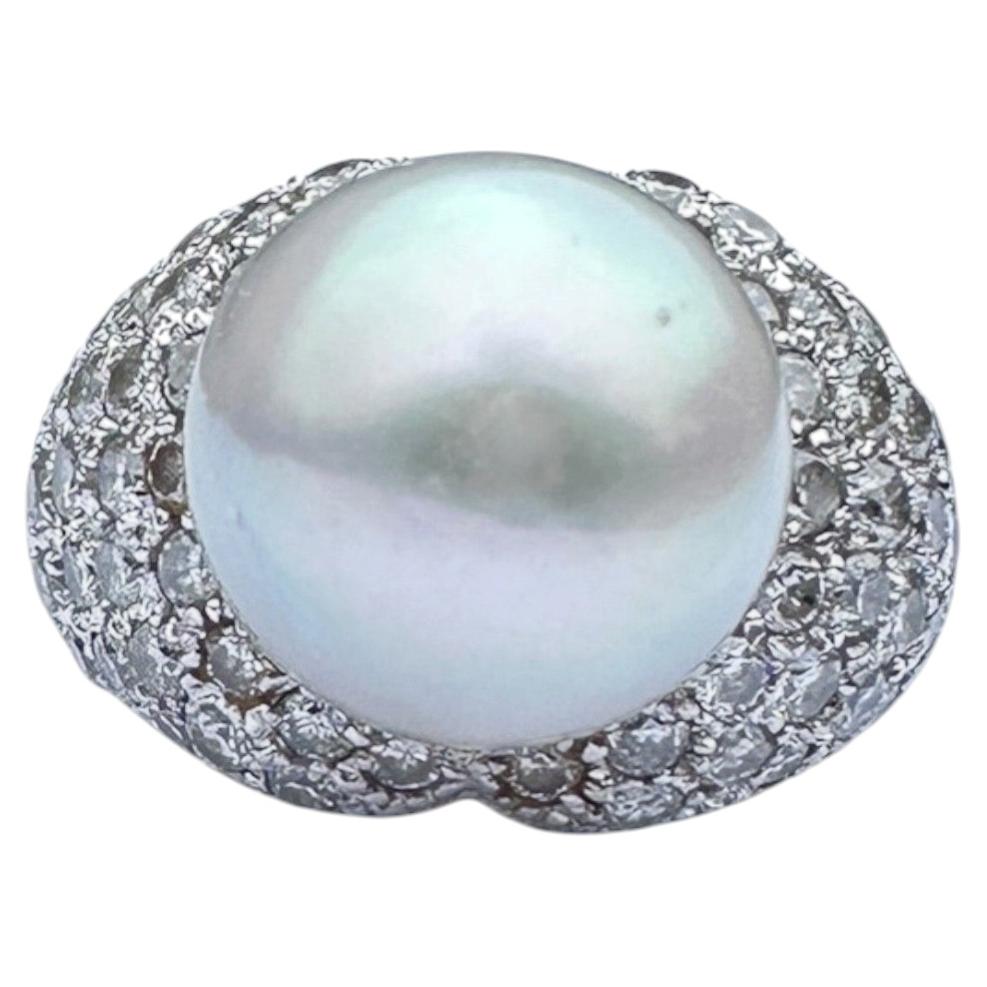 Cocktailring mit einer 12 mm großen weißen Südseeperle und Diamanten im Pavé-Stil mit insgesamt 1,80 Karat