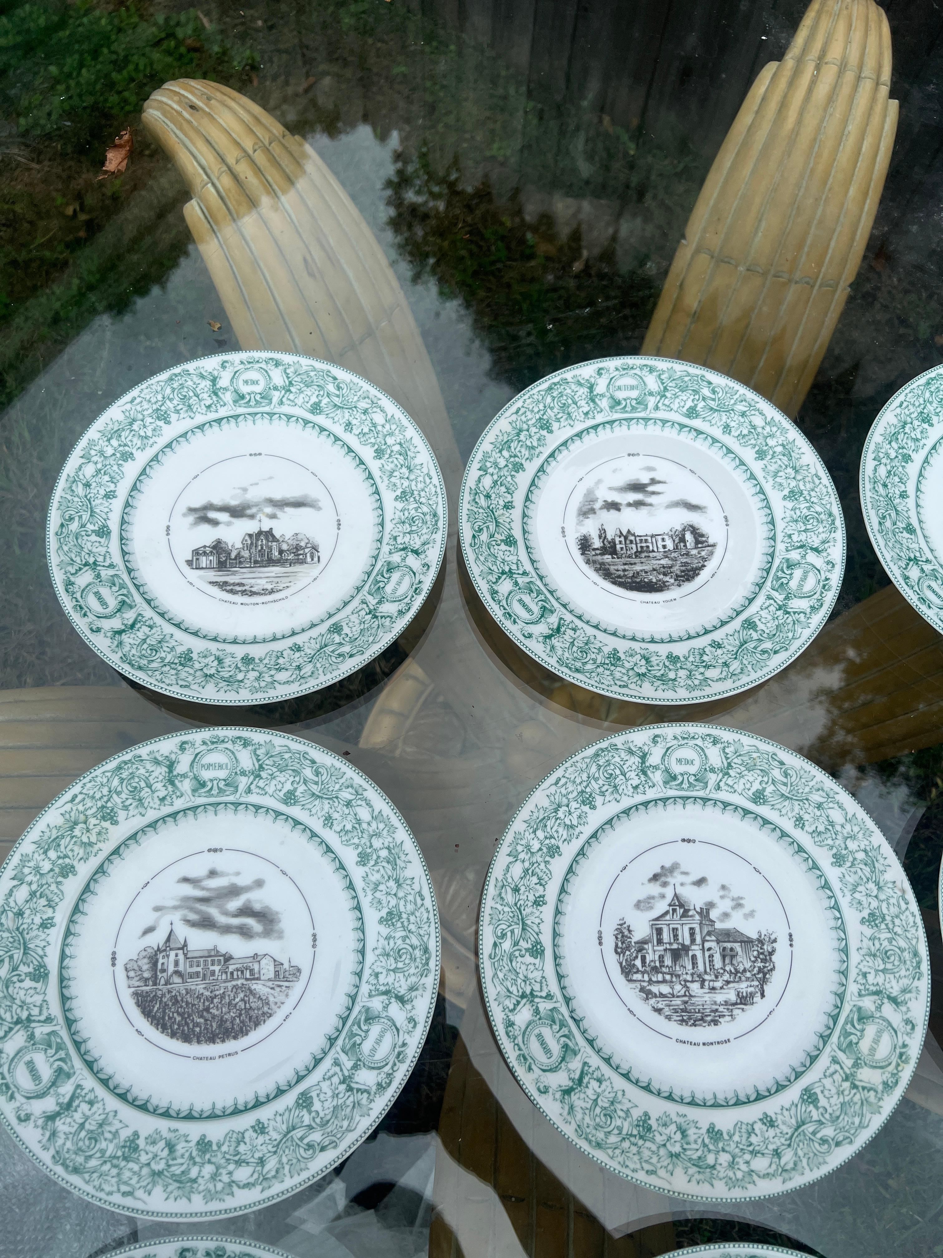 Ensemble d'assiettes de 12 pièces de J Vieillard David Johnston Limoges « Château français » Bon état - En vente à Atlanta, GA