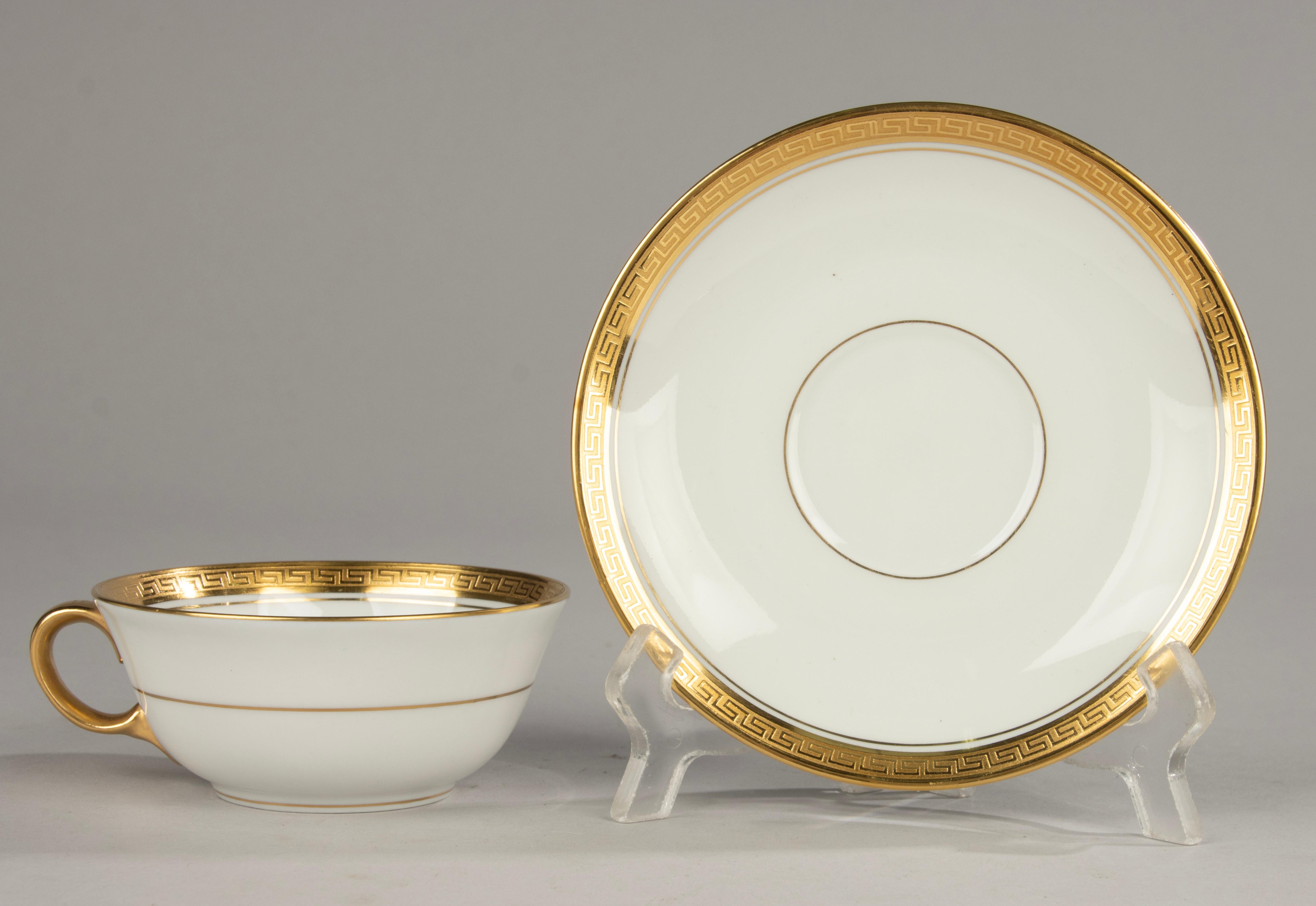 12-teiliges Porzellan-Teeset - Limoges - Weiß und Gold im Angebot 1