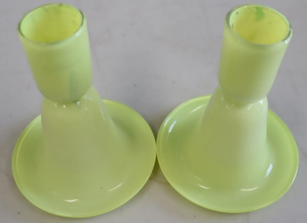 12 Pieces of Venini Latticino Yellow & White Desert Bowls and Plates. Italiano en venta