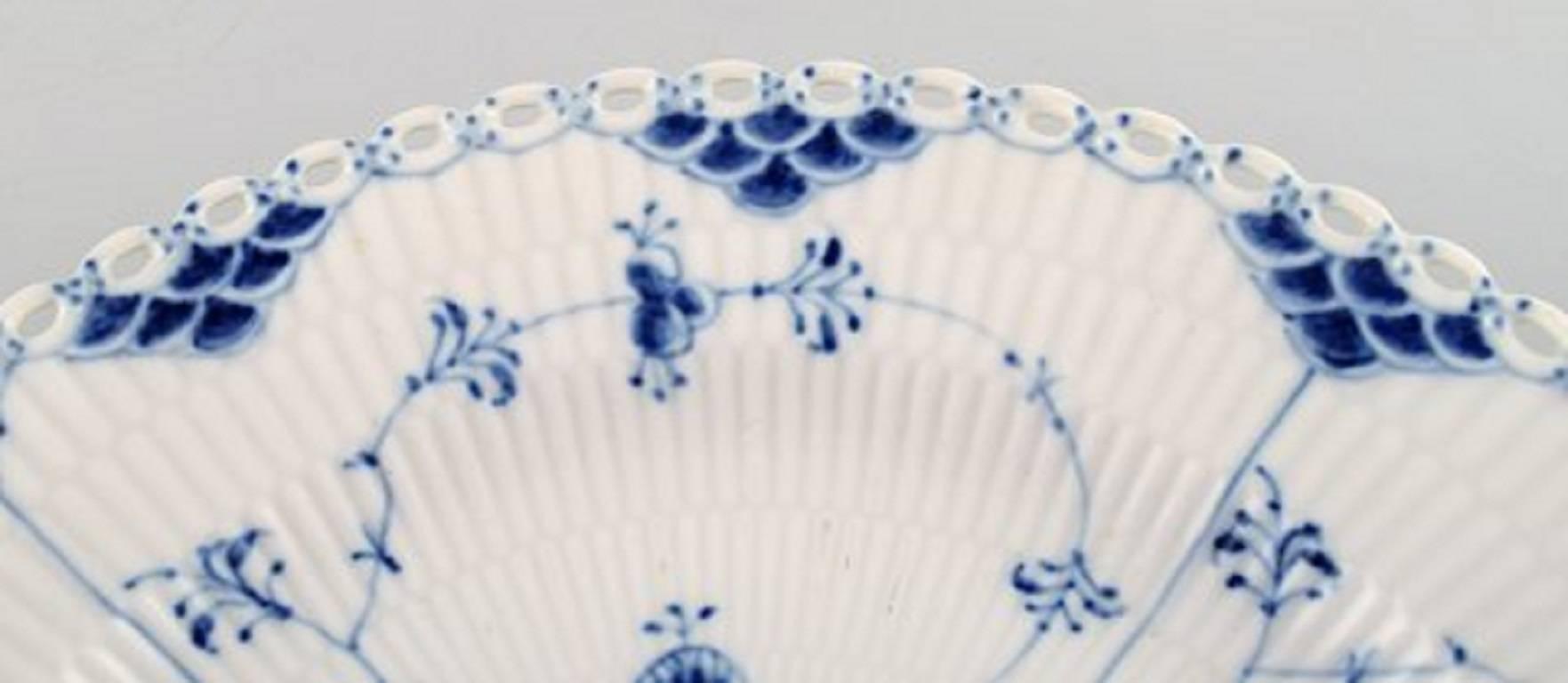 royal copenhagen blue fluted full lace