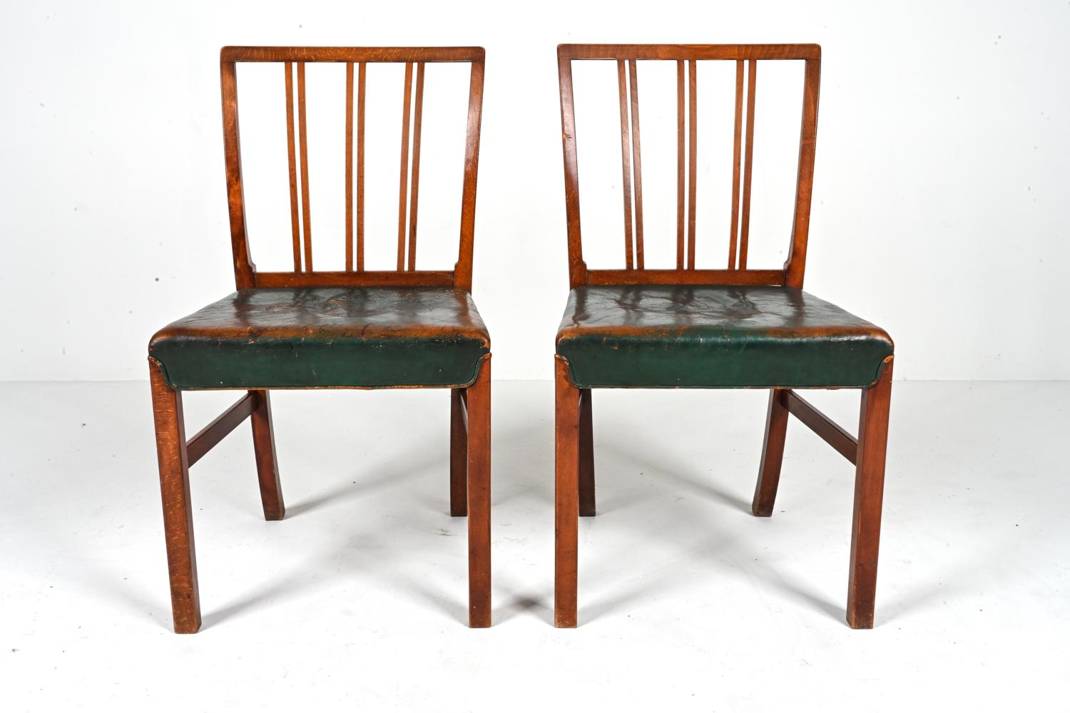 '12' Rare Model 1675B Dining Chairs by Ole Wanscher Fritz Hansen, c. 1940's For Sale 3