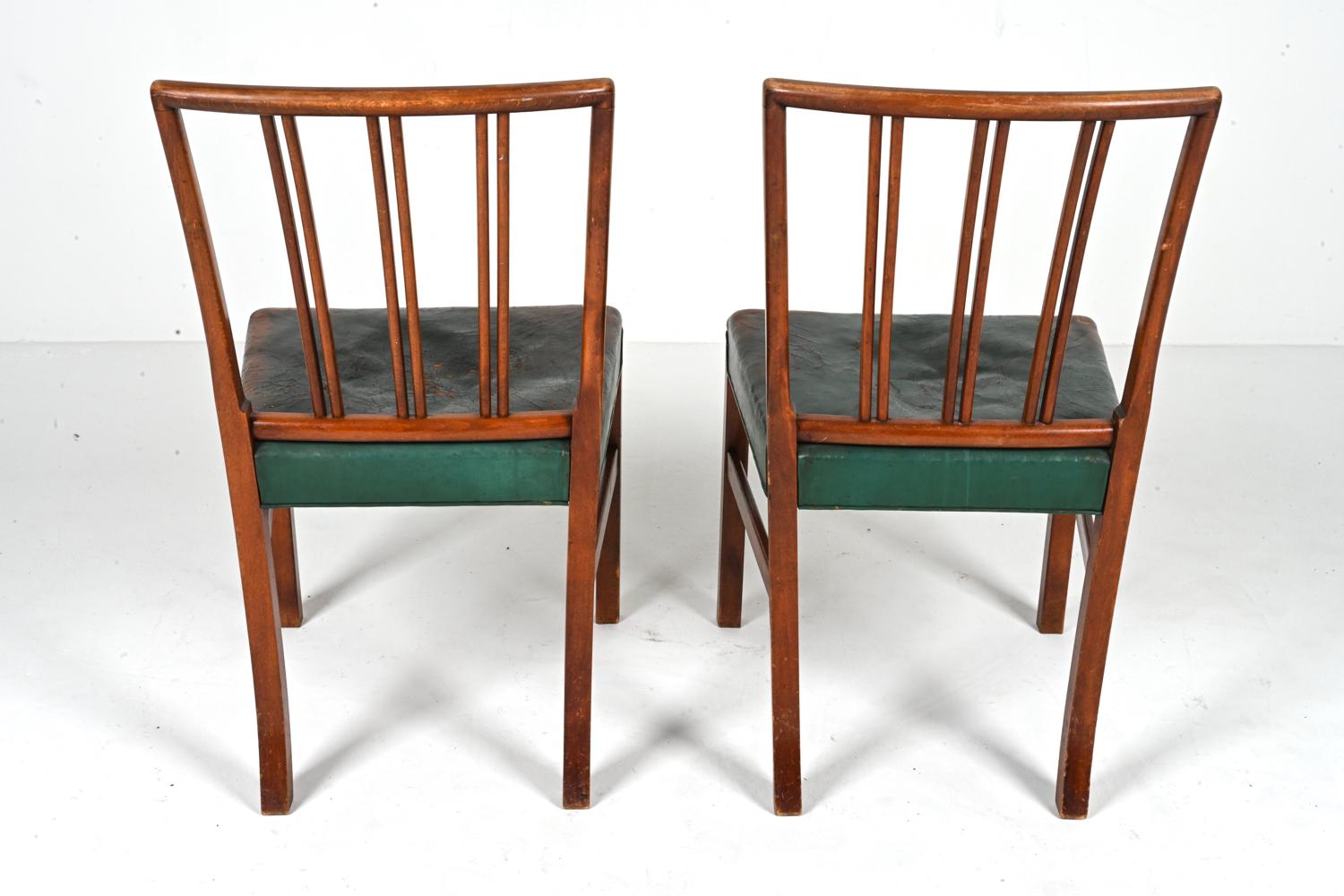 '12' Rare Model 1675B Dining Chairs by Ole Wanscher Fritz Hansen, c. 1940's For Sale 9