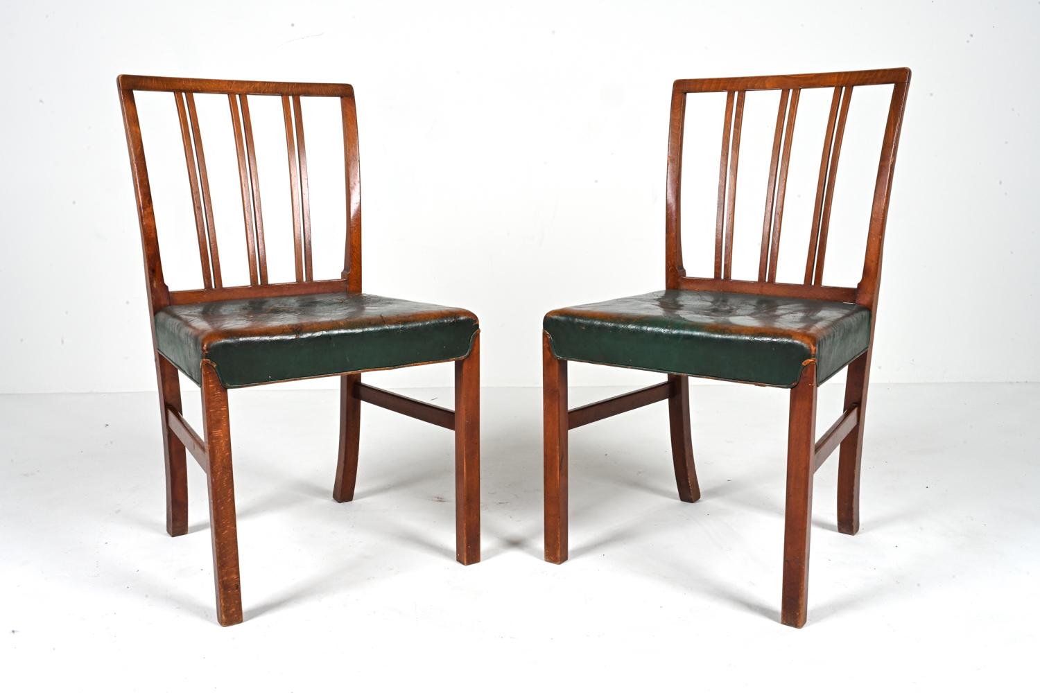 '12' Rare Model 1675B Dining Chairs by Ole Wanscher Fritz Hansen, c. 1940's For Sale 1